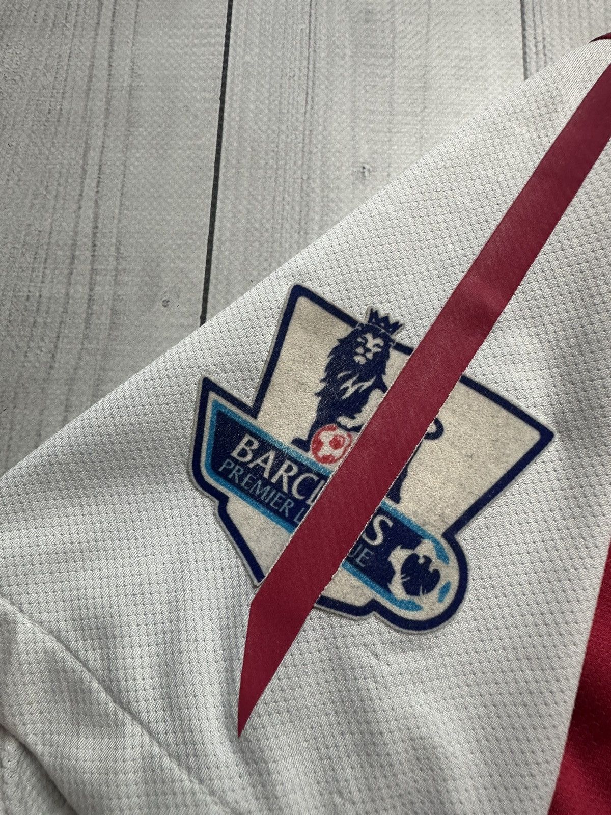 Nike × Vintage Vintage Nike Arsenal soccer jersey size M Van Persie Size US M / EU 48-50 / 2 - 6 Thumbnail