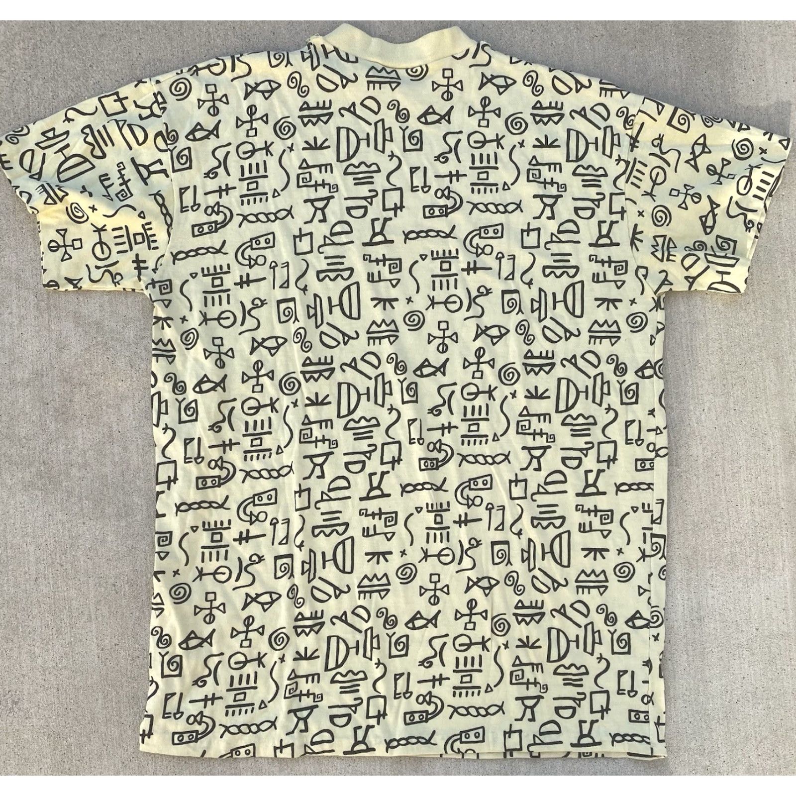 Vintage VINTAGE Geometric Graphic Tee AOP Hieroglyphics T Shirt HRS Rollerprints 80s Mens One Size Yellow Graphic Print 1980s 80s Size US M / EU 48-50 / 2 - 5 Thumbnail