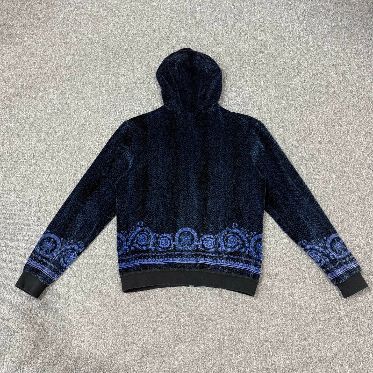 Versace Versace Black Blue Velvet Medusa Zip Jacket S 95new Size US S / EU 44-46 / 1 - 2 Thumbnail
