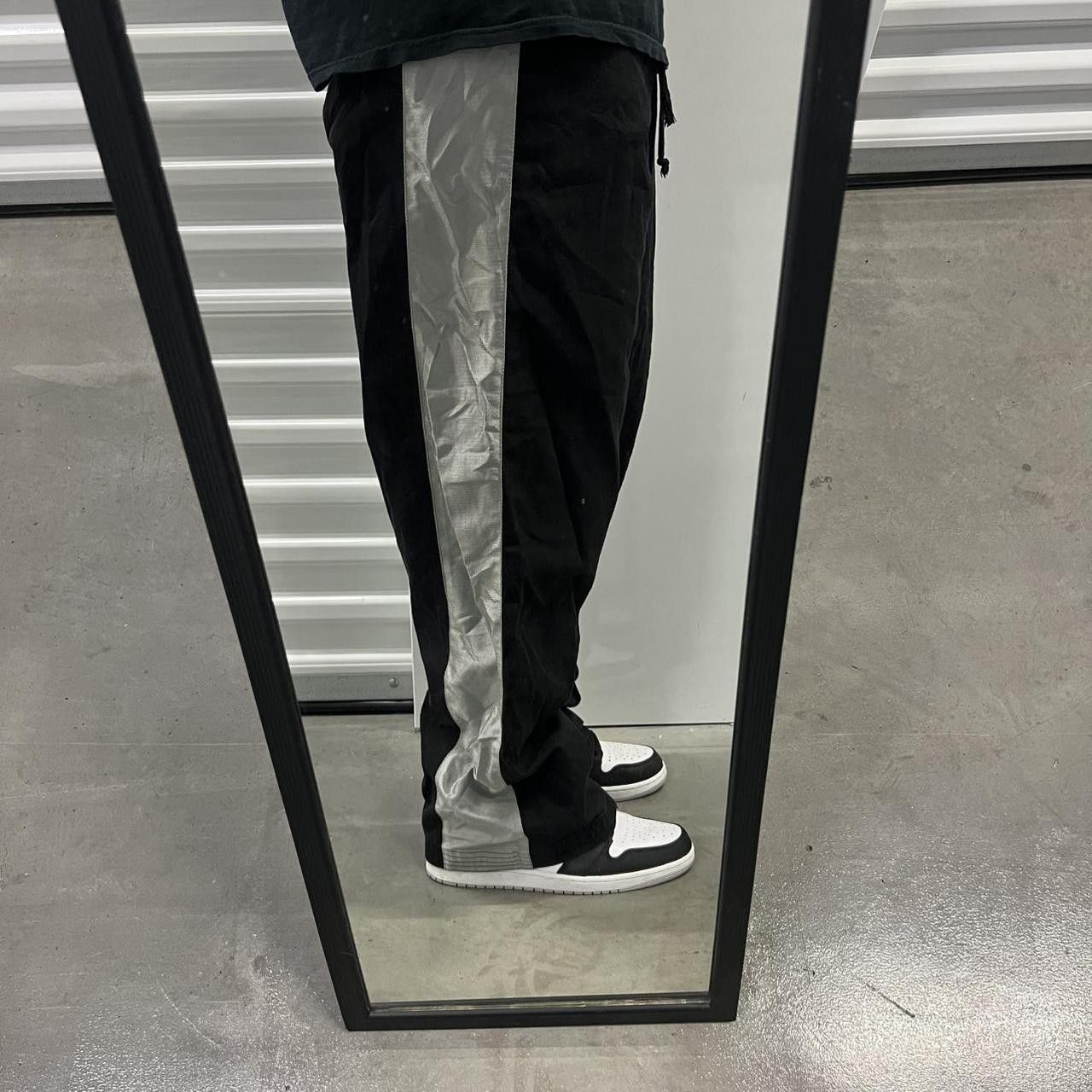 Japanese Brand × Vintage Vintage Y2K Baggy Black Striped Track Pants with back pocket Size US 30 / EU 46 - 2 Thumbnail