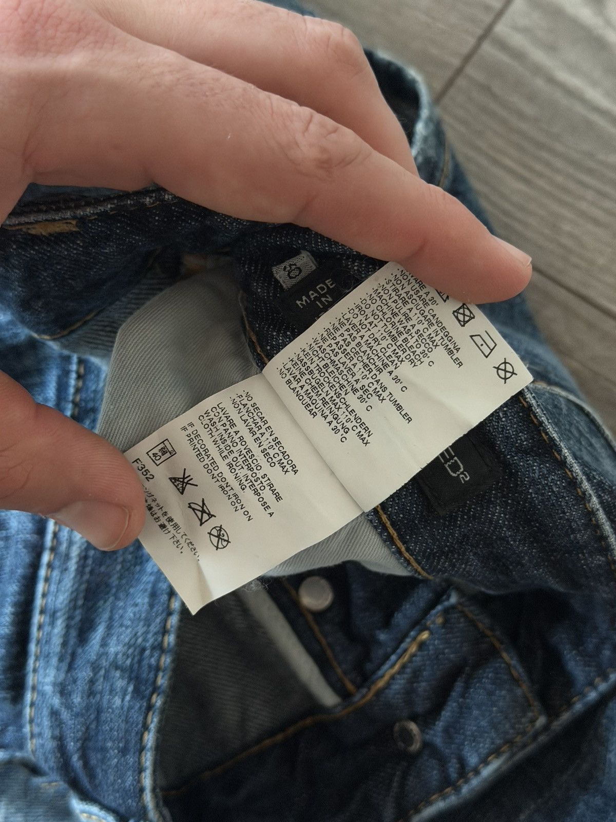 Dsquared2 Dsquared 2 Vintage Distressed Opium Rare Denim Jeans Size US 33 - 24 Thumbnail