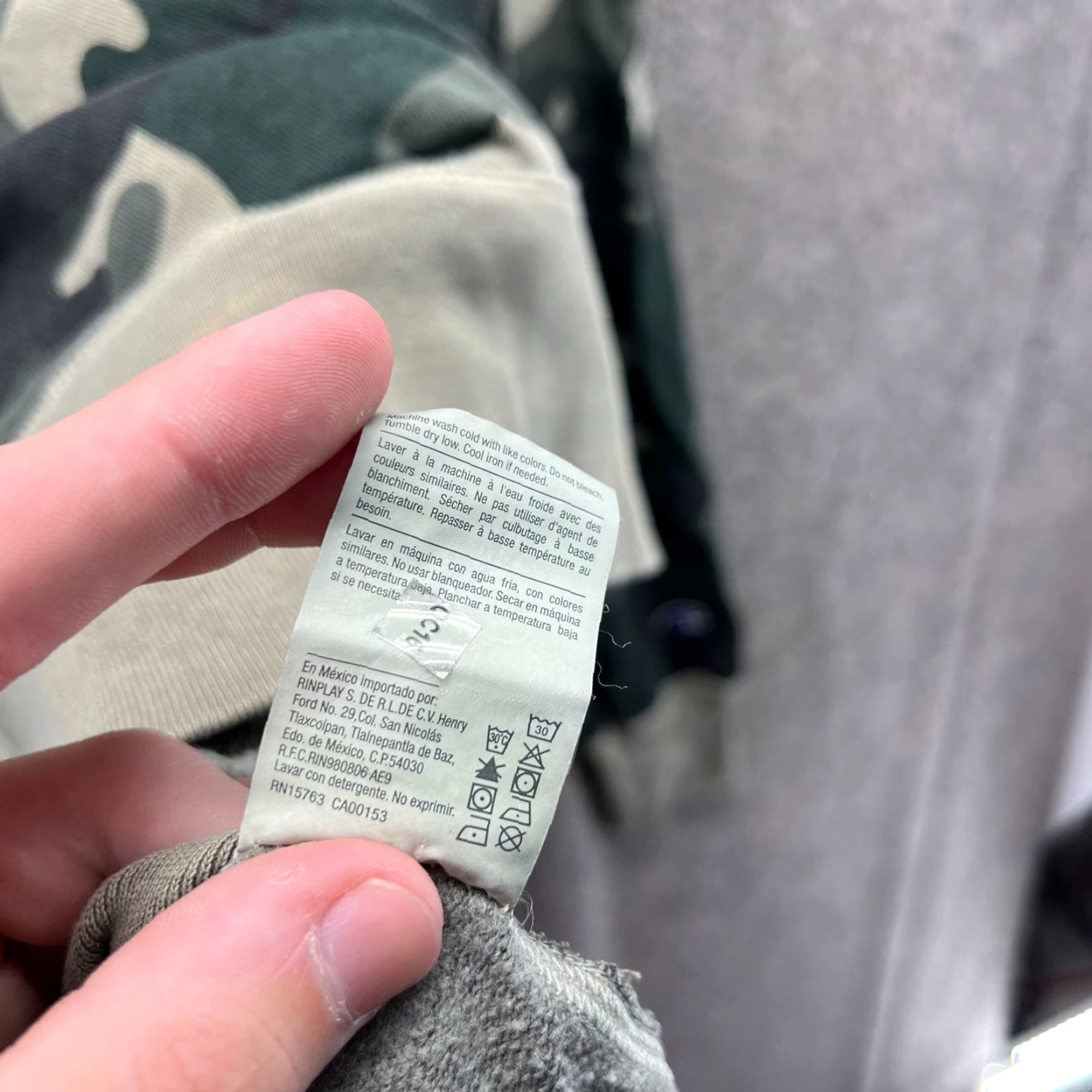 Champion VINTAGE Champion Sweatshirt Mens Large Green Camouflage Fleece Pullover Crewneck Logo All Seasons - Sprinkles: None Size US L / EU 52-54 / 3 - 6 Thumbnail