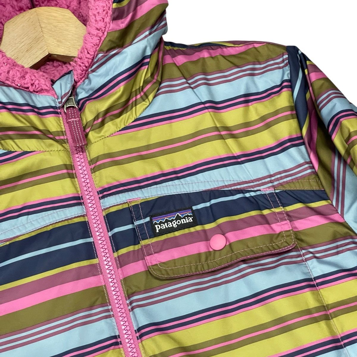Patagonia Patagonia Reversible Striped Sherpa Fleece Puffer Jacket Size L / US 10 / IT 46 - 6 Thumbnail