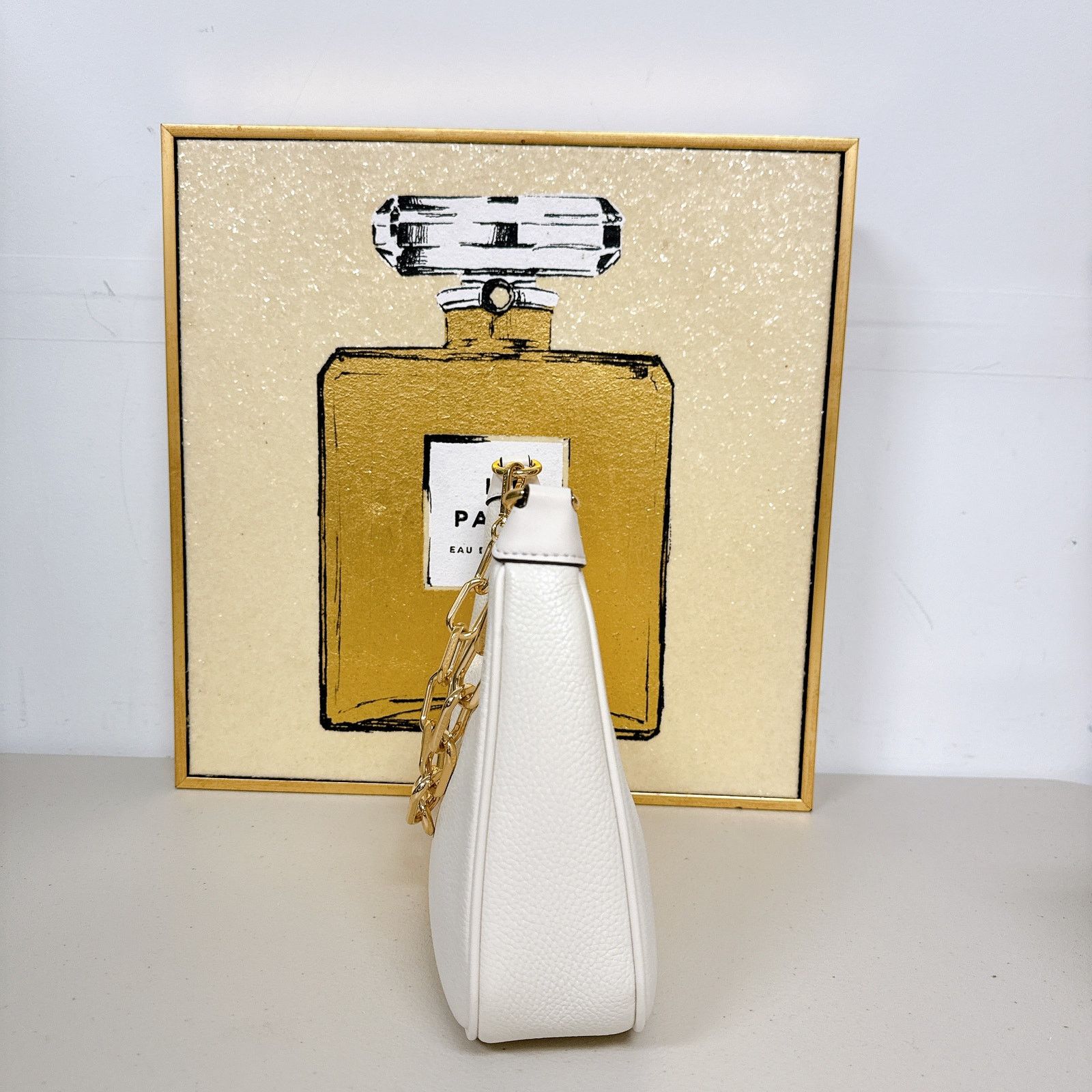 Michael Kors Michael Kors 35S2G4CW3L Cora Large Pebbled Leather Chain Size ONE SIZE - 4 Thumbnail