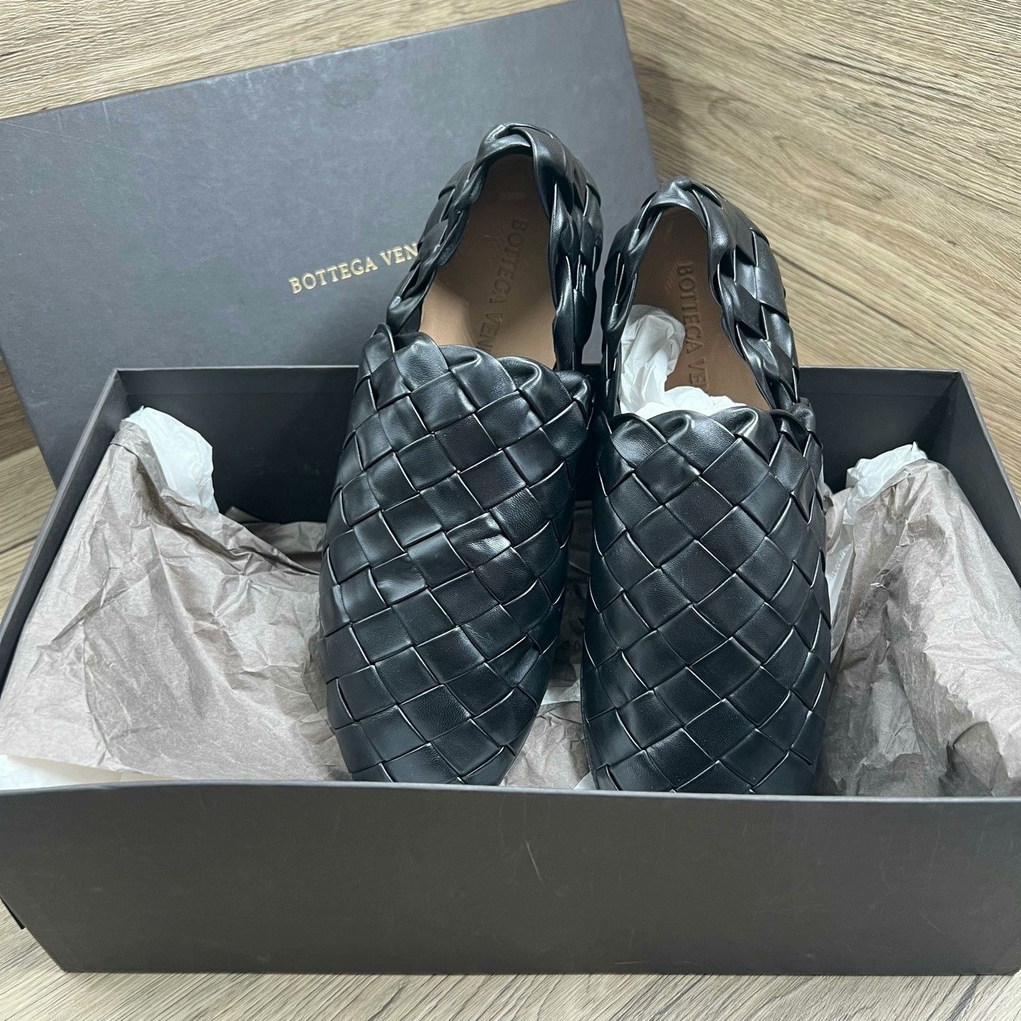 Bottega Veneta Bottega Veneta Woven Sneakers Size US 6 / EU 39 - 1 Thumbnail