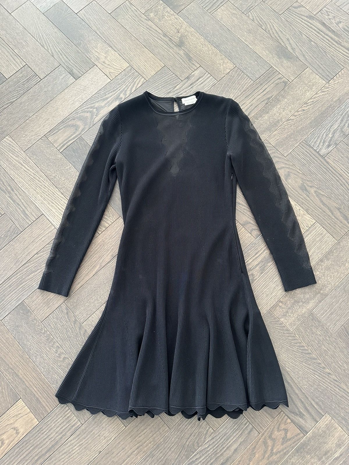 Alexander McQueen Alexander McQueen Black Fit and Flare Dress with lace Size L / US 10 / IT 46 - 1 Thumbnail