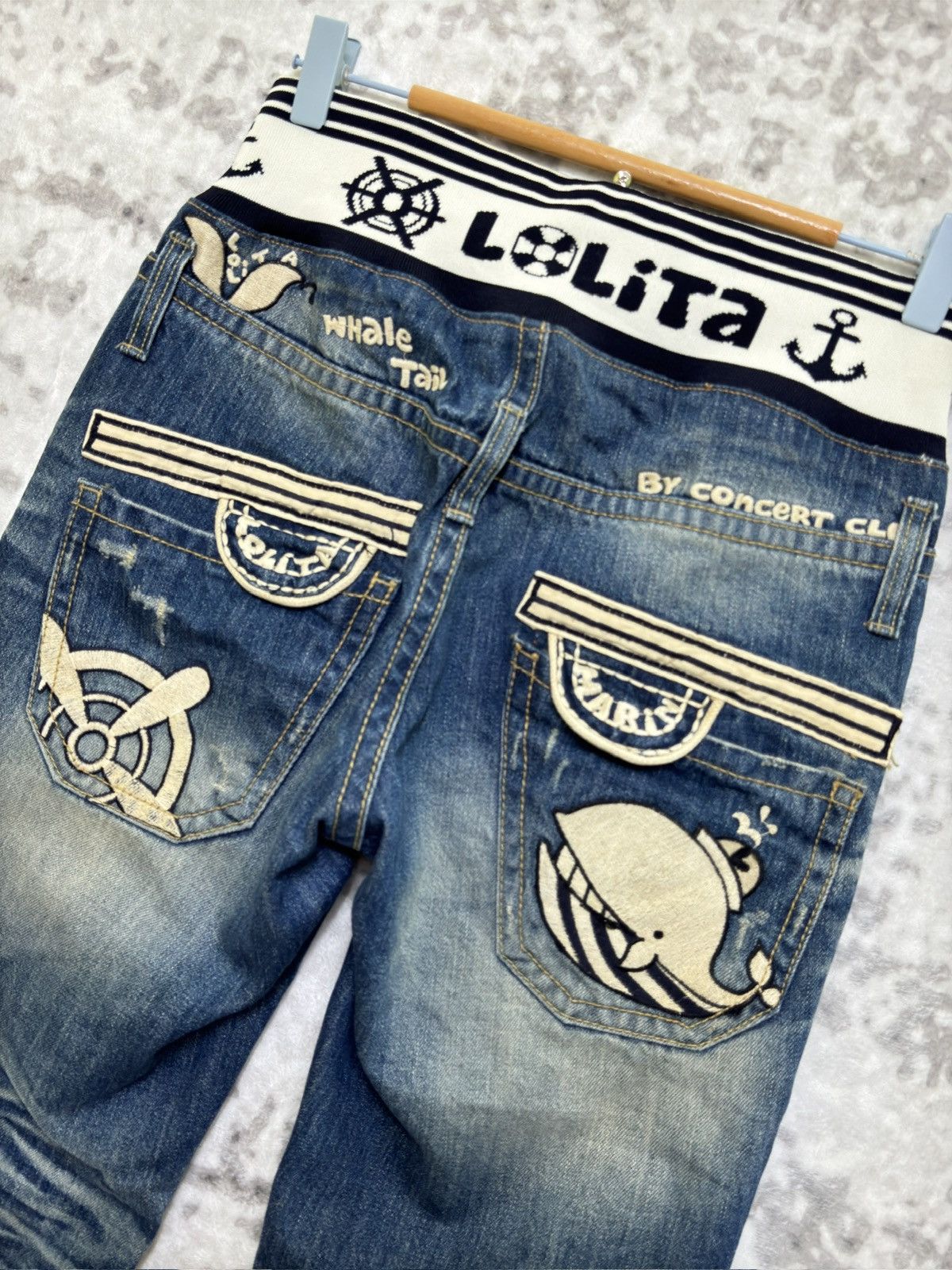 Hysteric Glamour Vintage Lolita Whale Tail Embroidery Waistband Denim Jeans Size US 28 / EU 44 - 11 Thumbnail