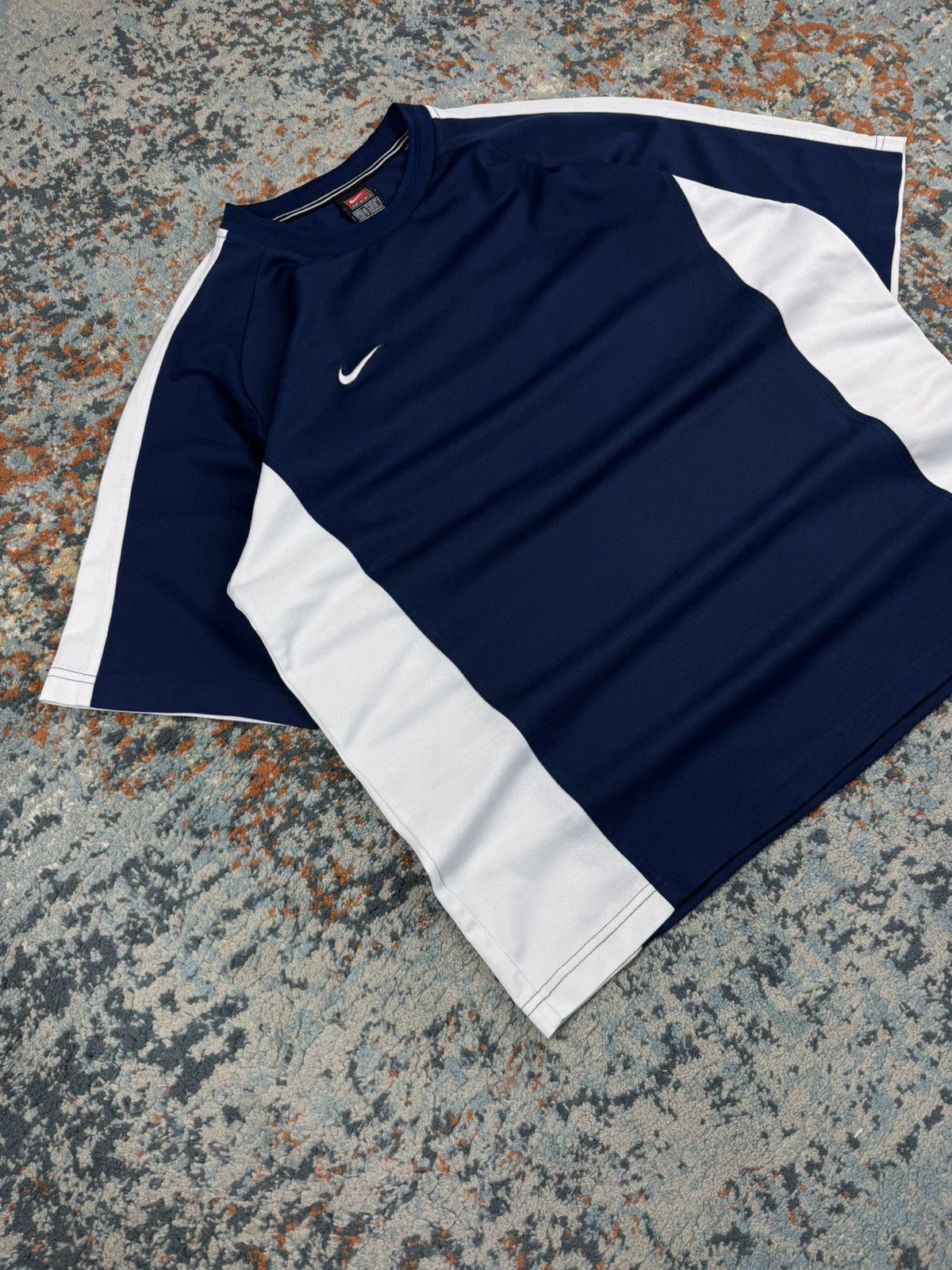 Nike Vintage 90s Nike football soccer blokecore style jersey tee Size US L / EU 52-54 / 3 - 2 Thumbnail