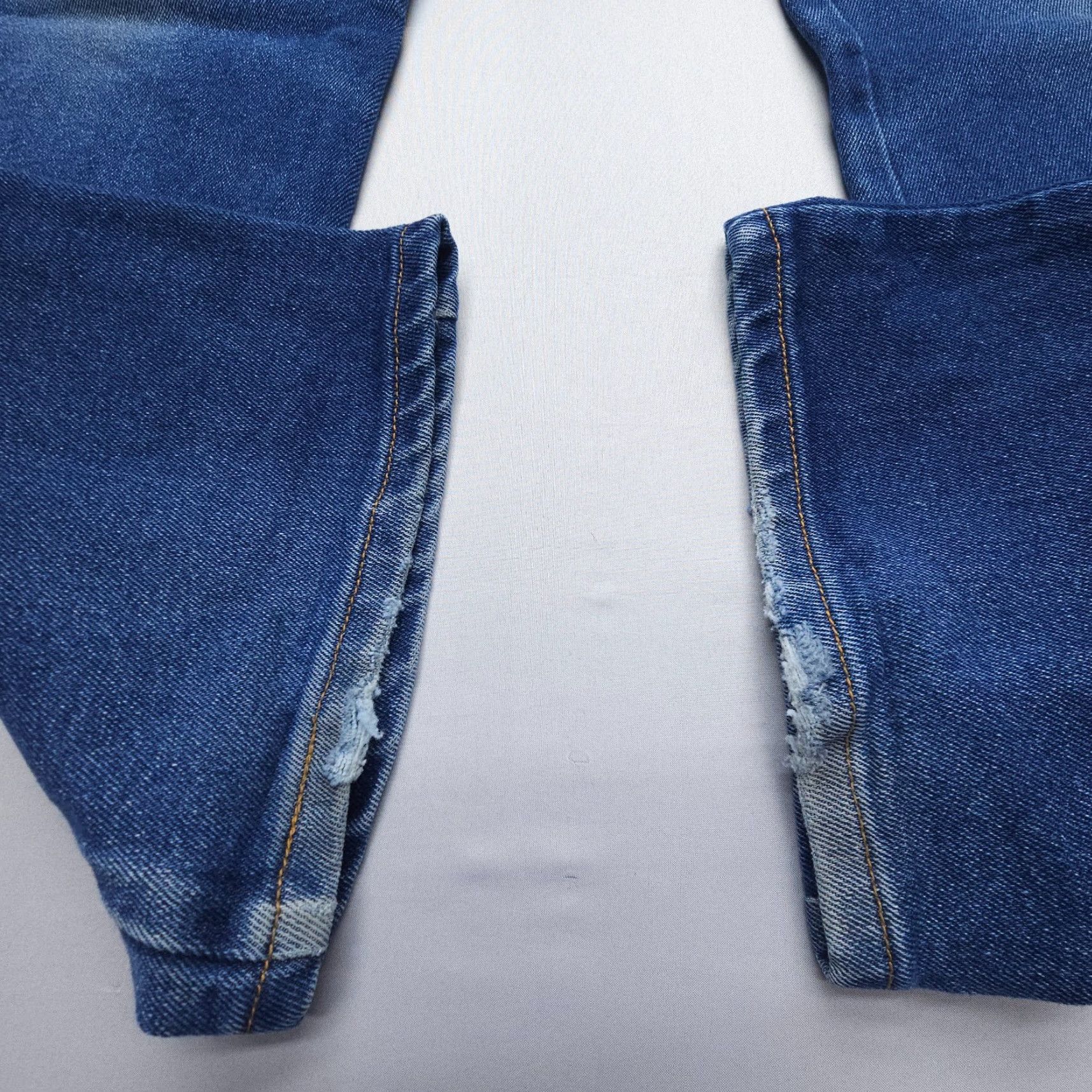 Levi's VINTAGE Levi's 517 Bootcut Jeans Mens 36 Dark Wash 5-Pocket Denim Blue 2000s USA Western Cowboy Jeans Mens Size US 36 / EU 52 - 6 Thumbnail