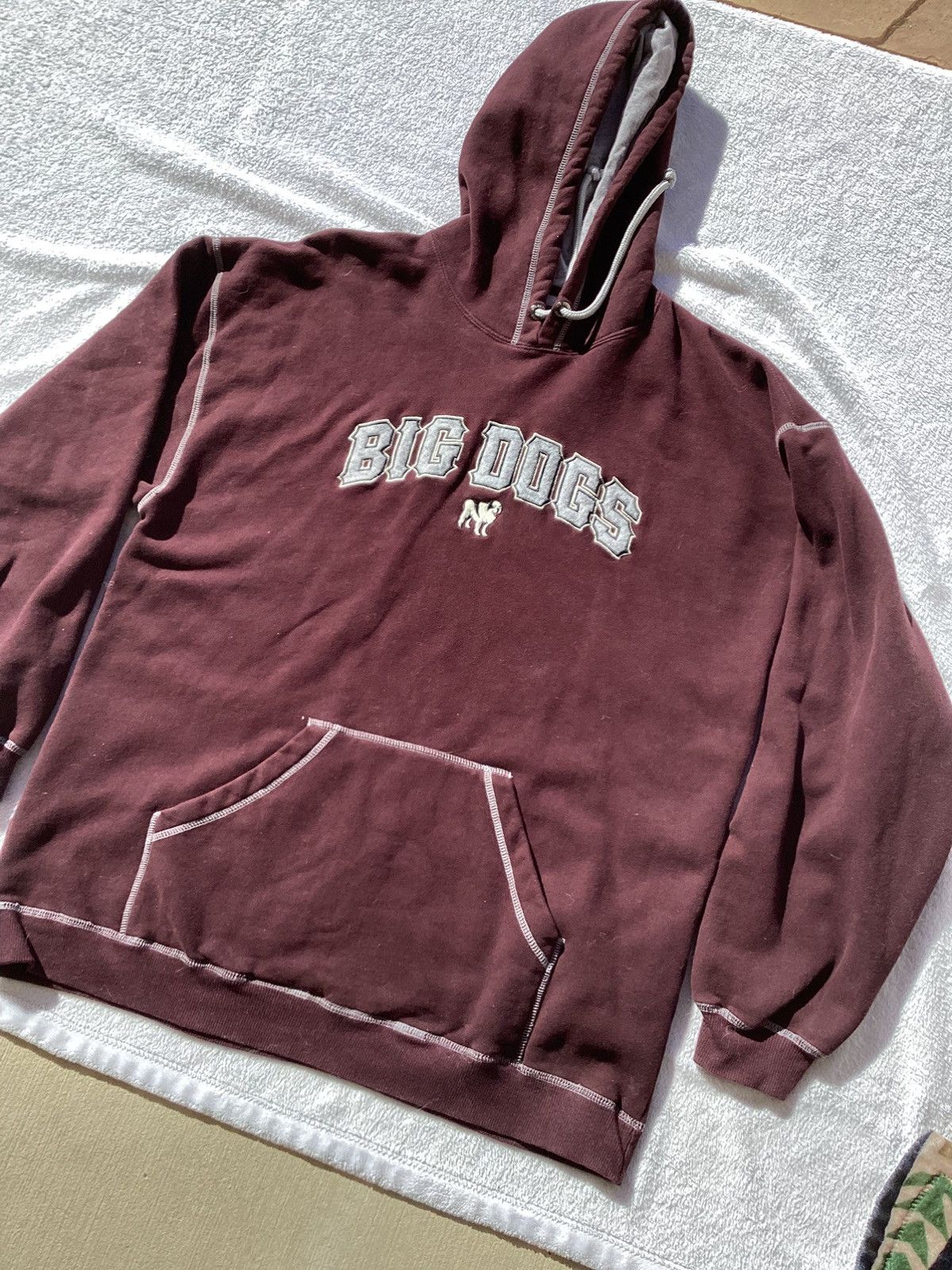 Big Dogs × Vintage Vtg 90s big dogs size XL burgundy hoodie with white trim Size US XL / EU 56 / 4 - 2 Thumbnail
