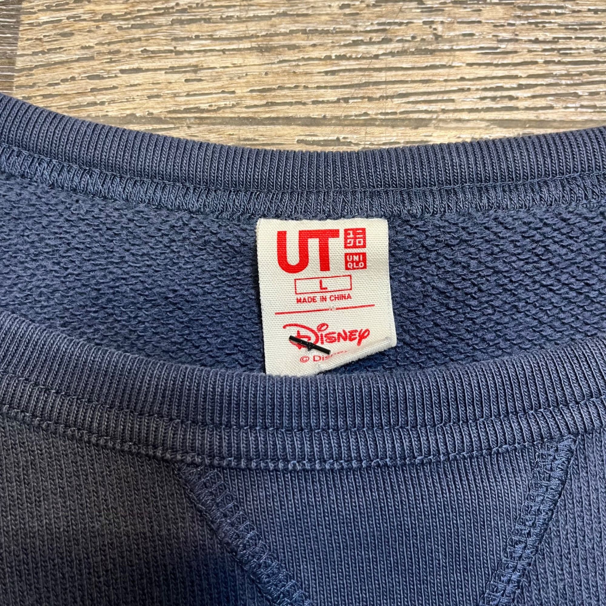 Uniqlo L | 24.5 x 26 Uniqlo x Mickey Magnet Crewneck Size US L / EU 52-54 / 3 - 4 Thumbnail