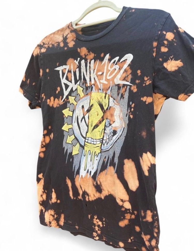 Gildan Rare Y2K Blink-182 Tie-Dye T-Shirt From the first reunion Size US S / EU 44-46 / 1 - 2 Thumbnail