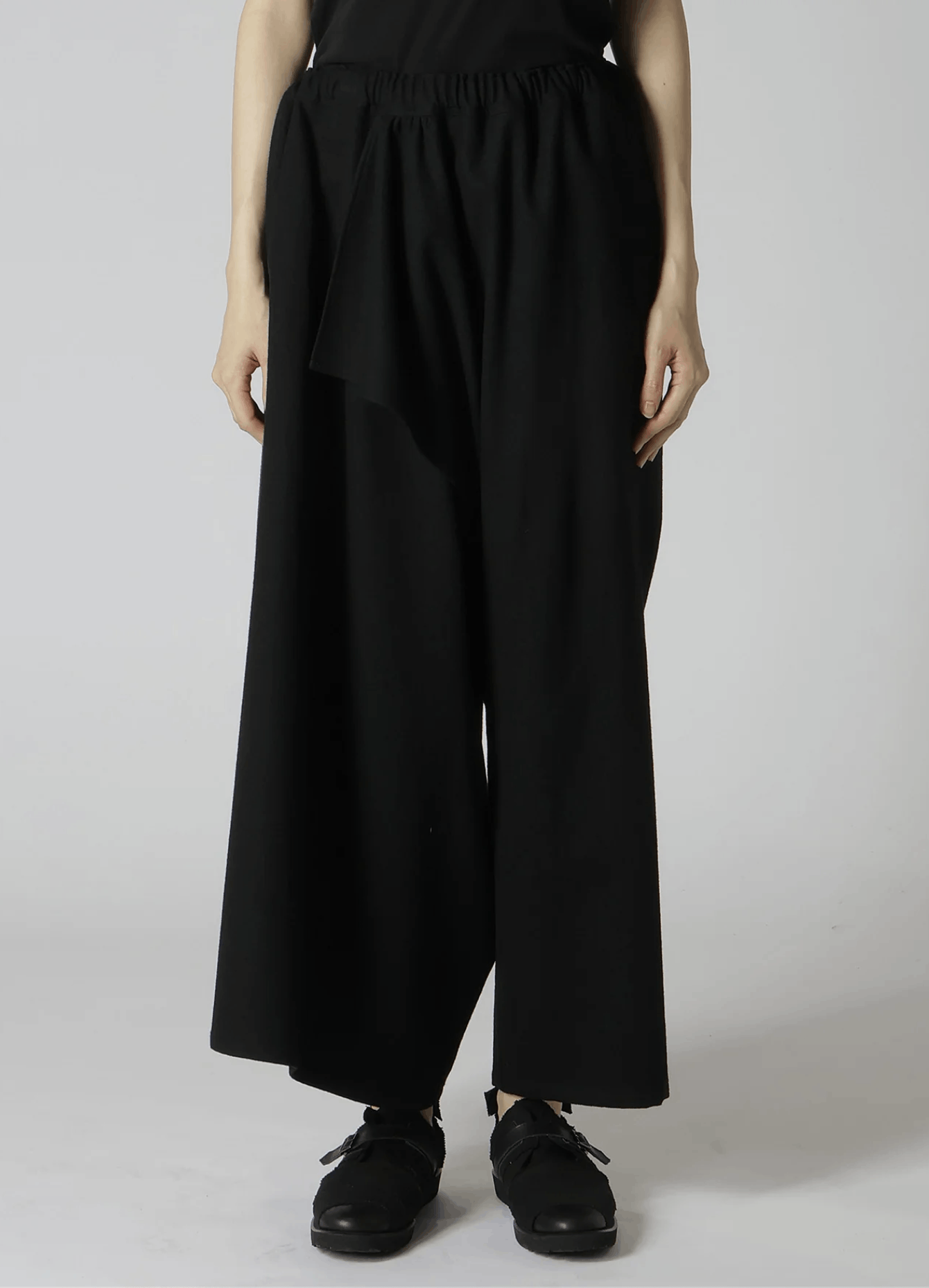 Yohji Yamamoto Yohji Yamamoto Collections - WOOL GATHERED WRAP PANTS Size 26" / US 2 / IT 38 - 6 Thumbnail