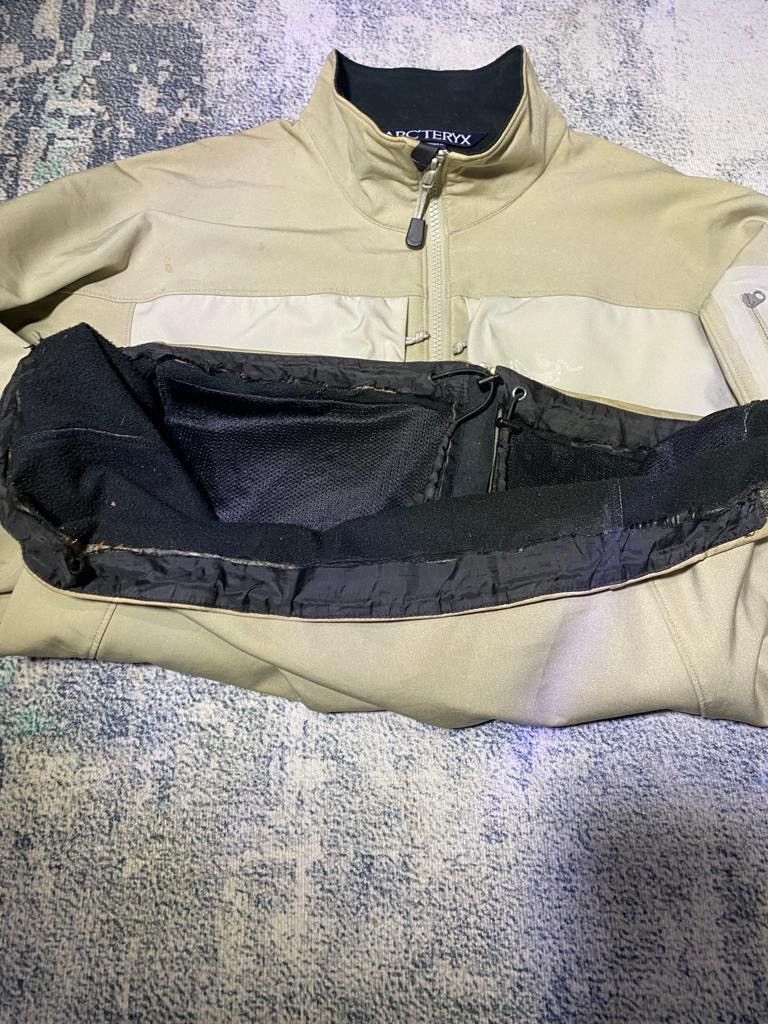 Arc'teryx Arcteryx polartec zipper small logo Size US M / EU 48-50 / 2 - 9 Thumbnail