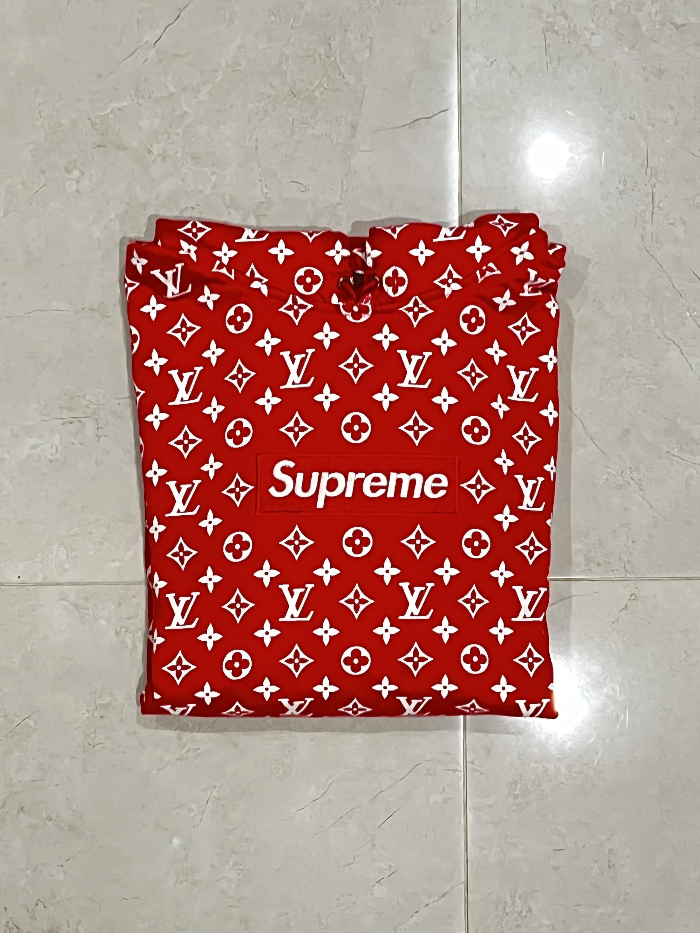 Louis Vuitton × Supreme Supreme x Louis Vuitton SS17 Red ‘All Over Monogram Hoody’ Size US XXL / EU 58 / 5 - 9 Thumbnail