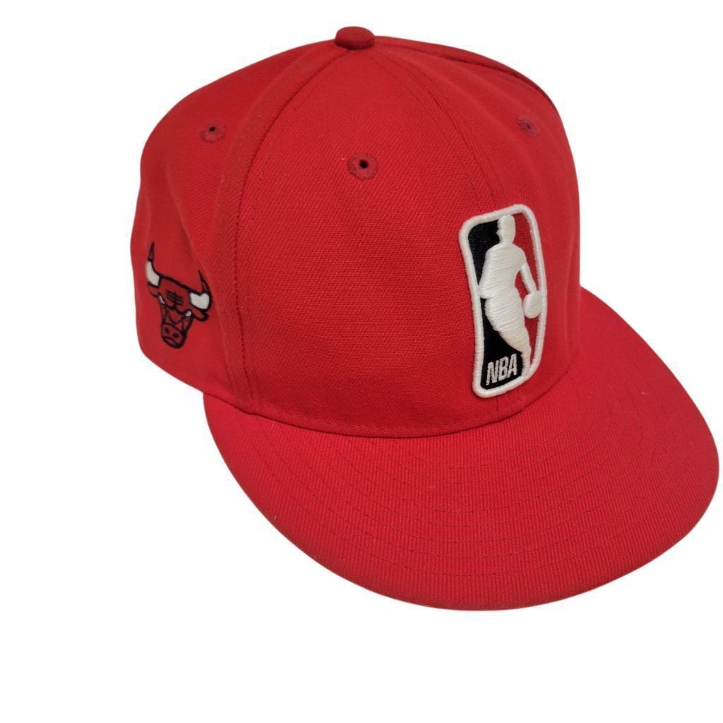 New Era New Era NBA Chicago Bulls Cap 7 3/8 Red Excellent Condition Size 30 - 2 Thumbnail