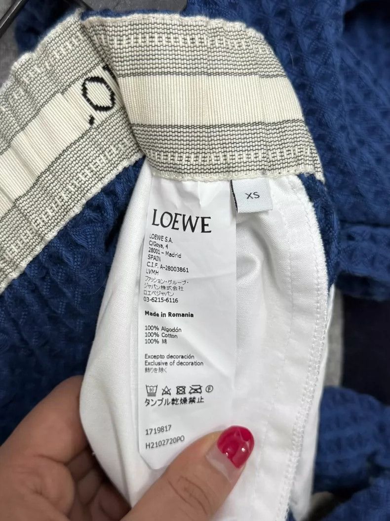 Loewe Loewe size XS Waffle fringe shorts in spring and summer of Size 28" / US 6 / IT 42 - 4 Thumbnail