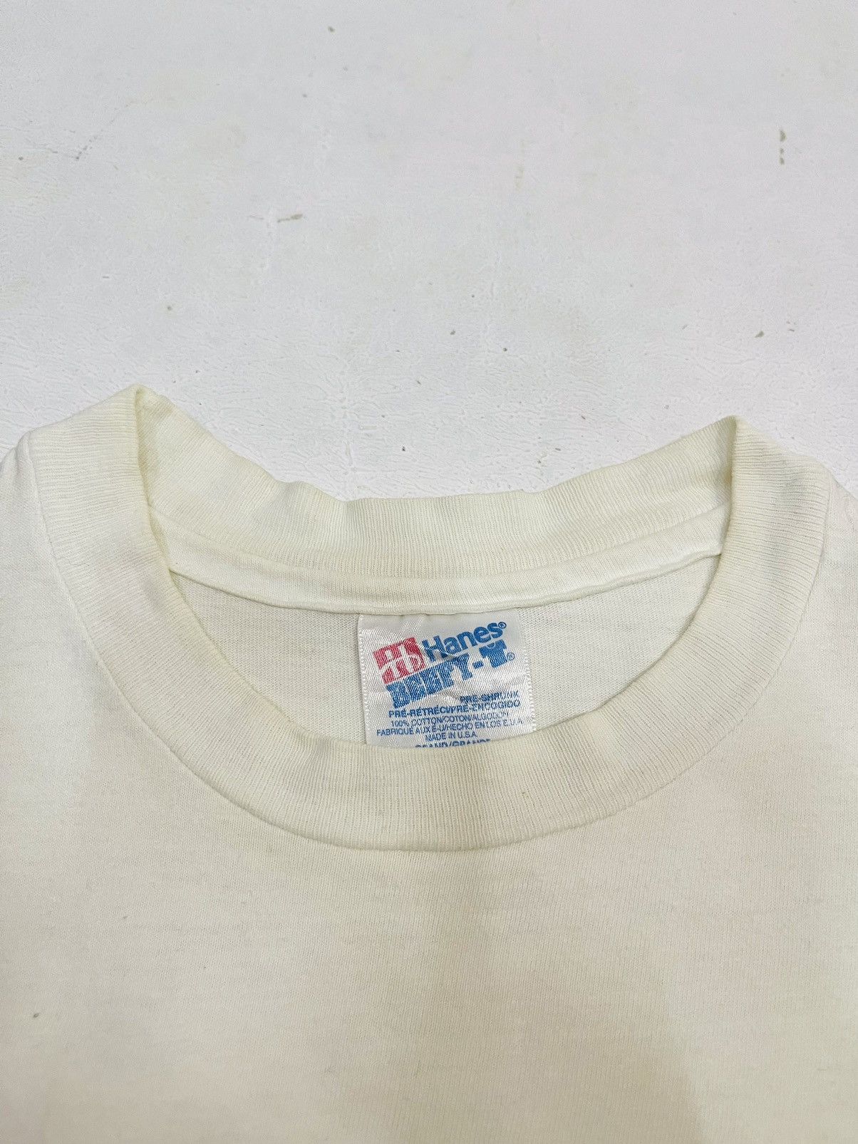 Vintage Vintage BANFF Canada T-Shirt (05) Size US L / EU 52-54 / 3 - 4 Thumbnail