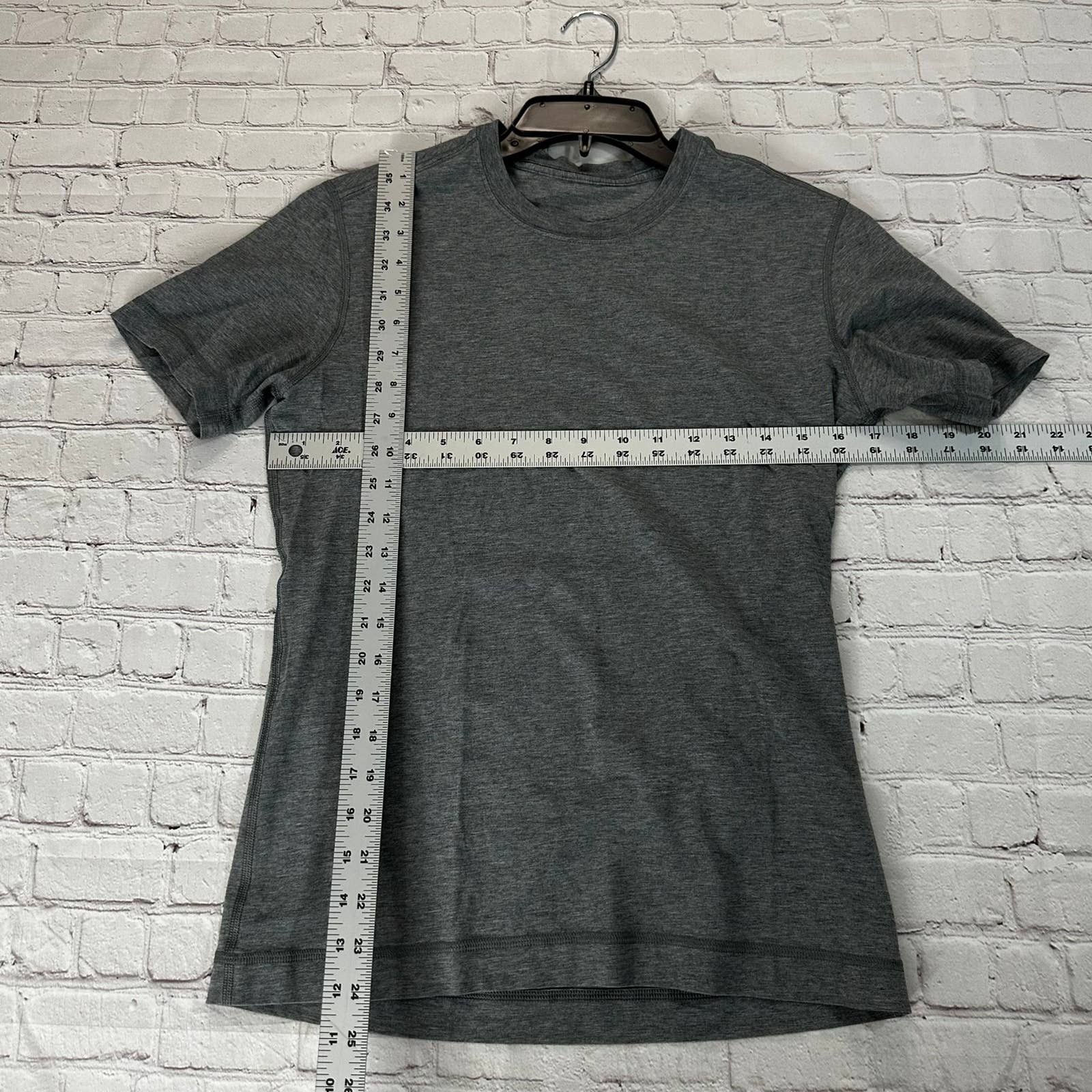 Lululemon Men’s Lululemon tee shirt Size US S / EU 44-46 / 1 - 5 Thumbnail