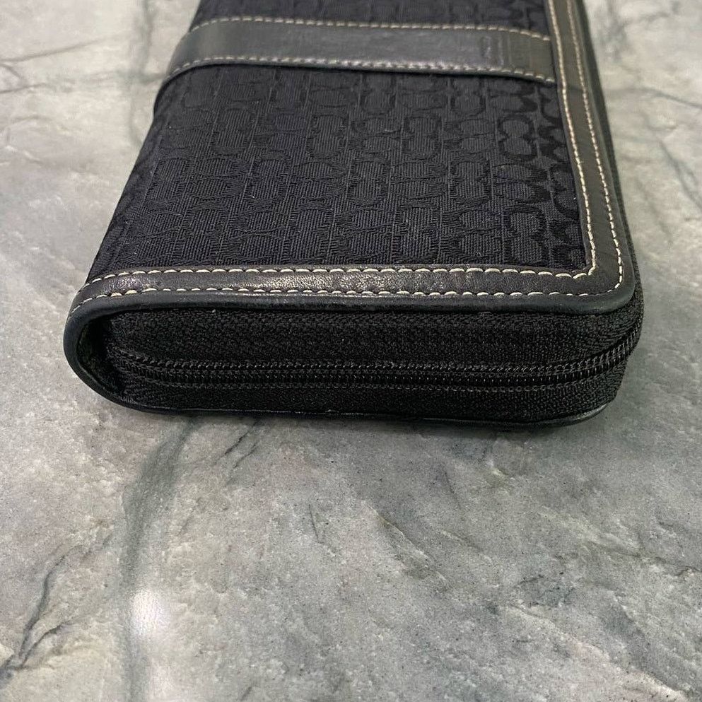 Coach EUC COACH LONG BLACK SIGNATURE WALLET Size ONE SIZE - 7 Thumbnail