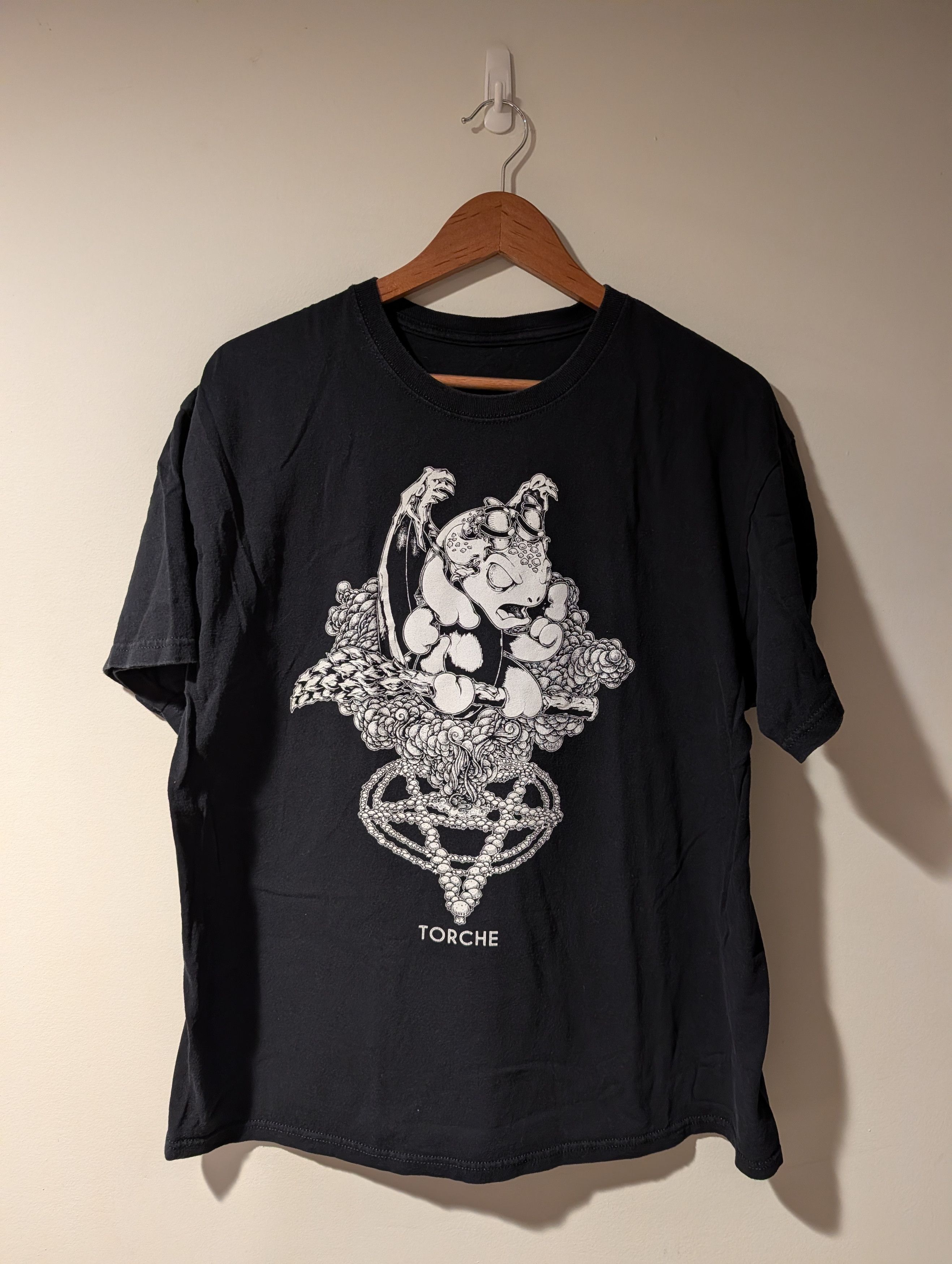 Band Tees Torche Band Pentagram Dragon Graphic T-Shirt Sludge Rock Size US L / EU 52-54 / 3 - 1 Thumbnail