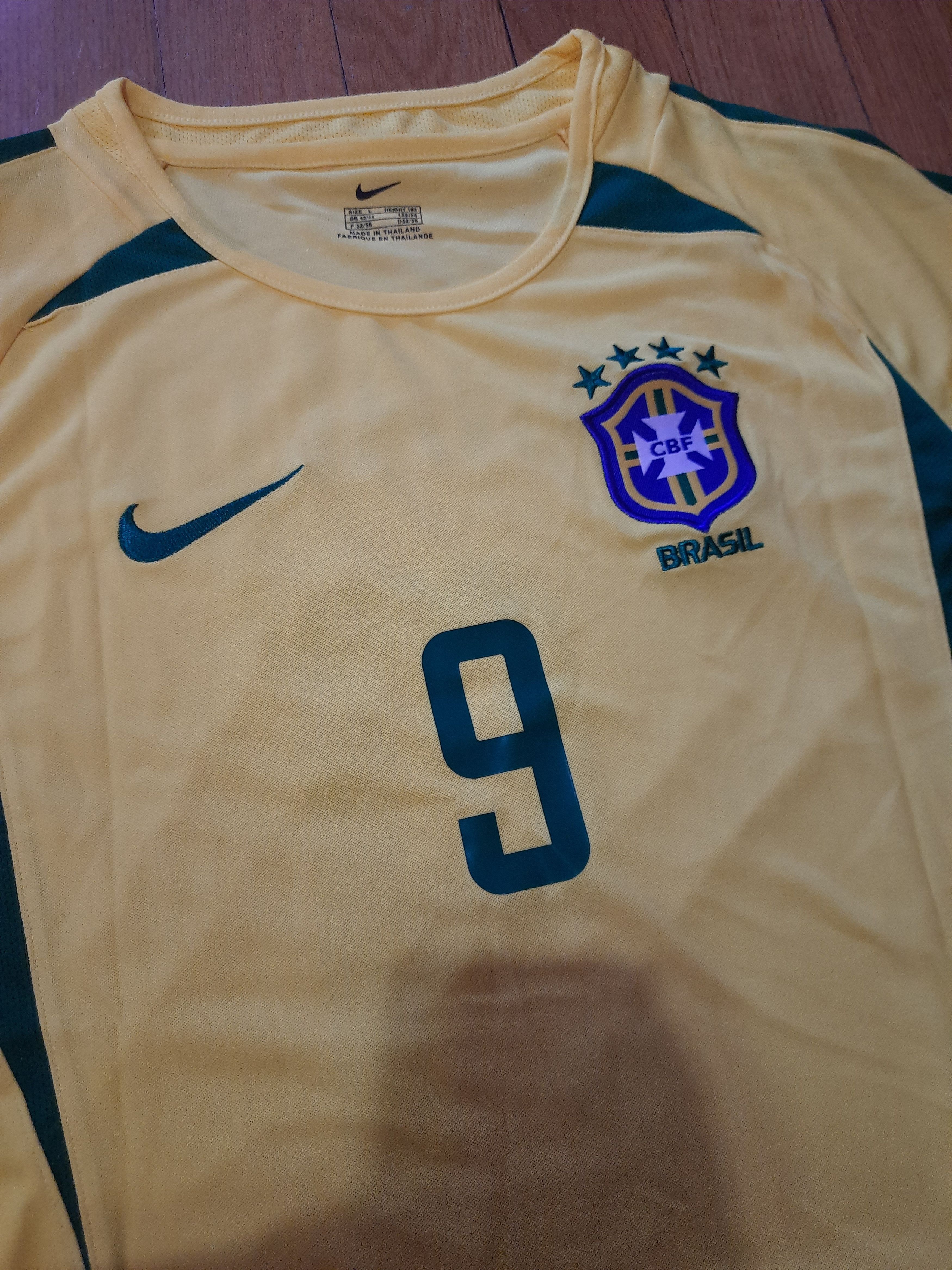 Sports Specialties Brazil National Team 2002 Ronaldo Soccer Football Size US L / EU 52-54 / 3 - 3 Thumbnail
