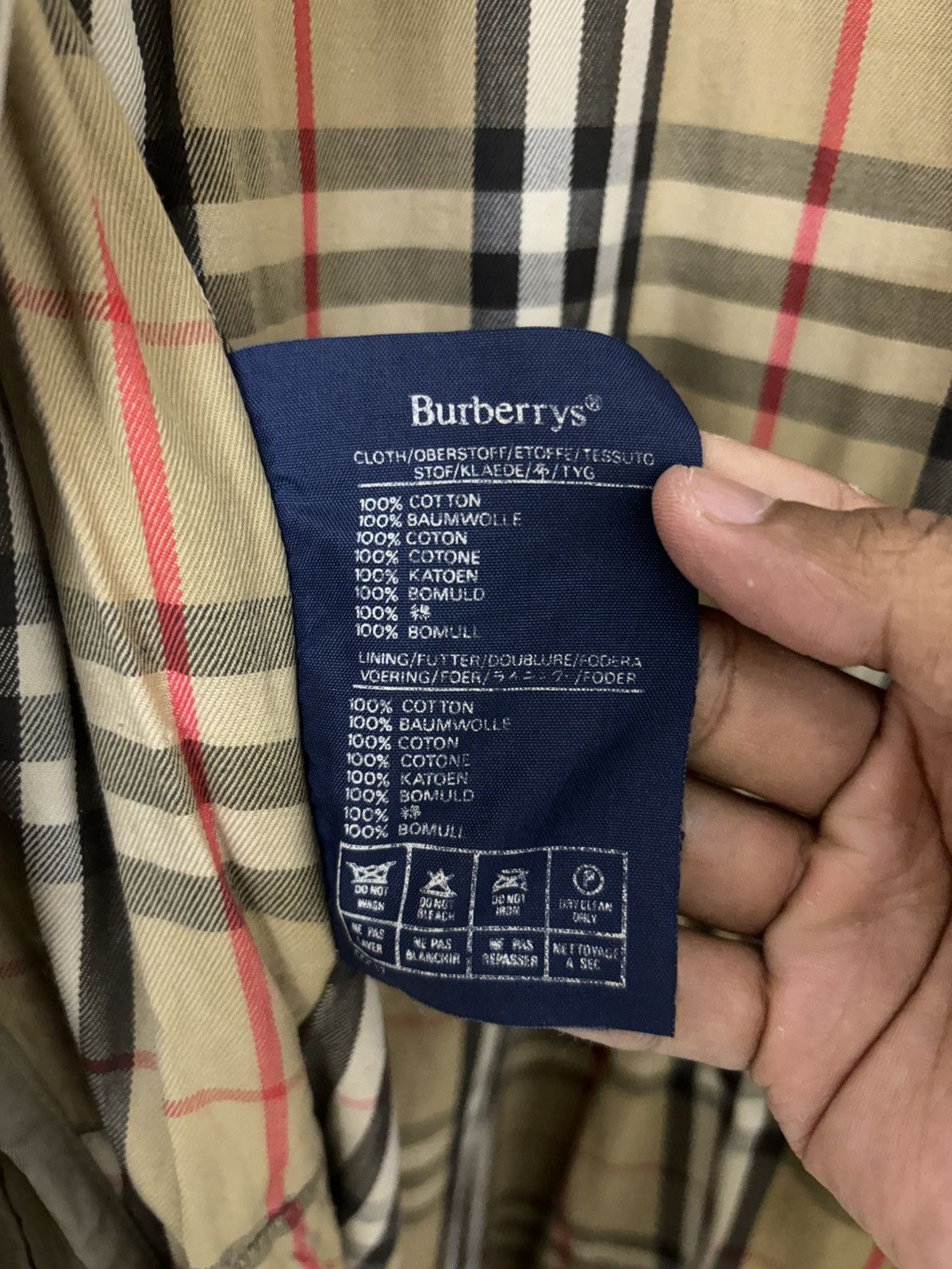 Burberry VINTAGE BURBERRY TRENCH COAT Size US M / EU 48-50 / 2 - 15 Thumbnail