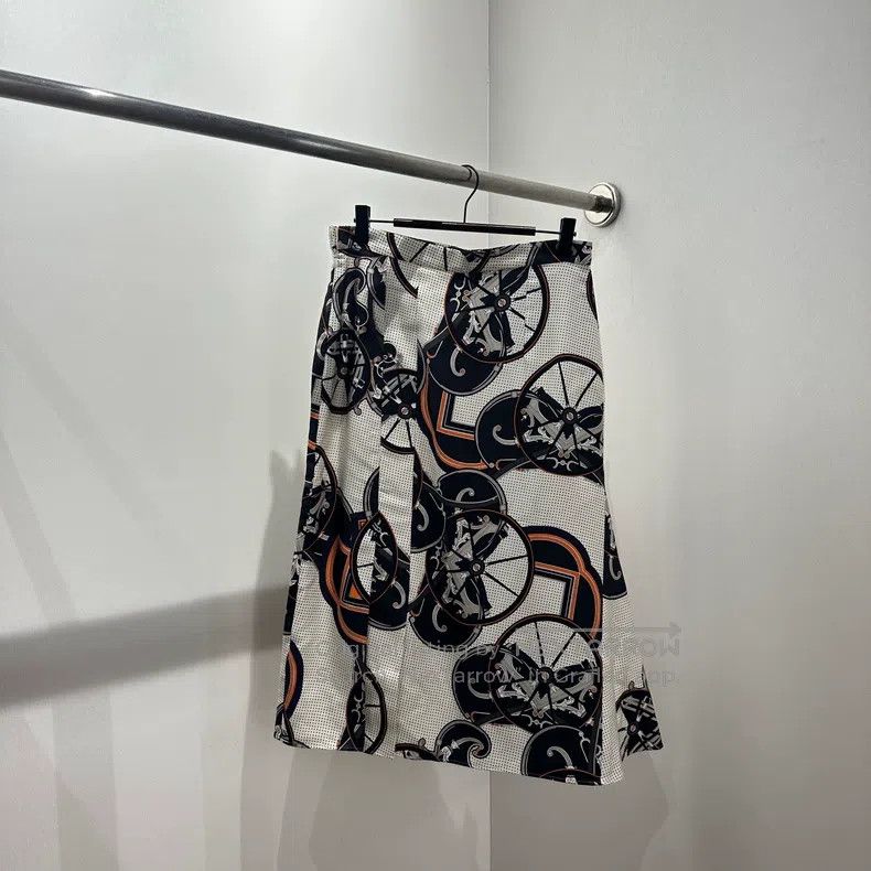Hermes Hermes Printed Carriage Silk Midi Skirt Size 24" / US 00 / IT 34 - 2 Thumbnail