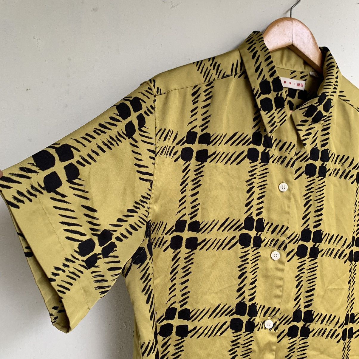 Marni × Uniqlo Marni x Uniqlo Silky Satin Open Collar Women Shirt Size L / US 10 / IT 46 - 4 Thumbnail