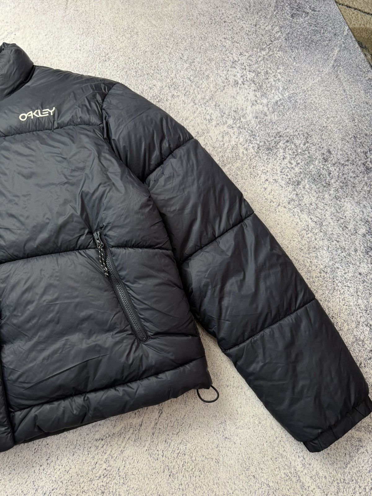 Oakley Vintage Oakley Black Puffer Jacket Y2K USA Size XL / US 12-14 / IT 48-50 - 12 Thumbnail