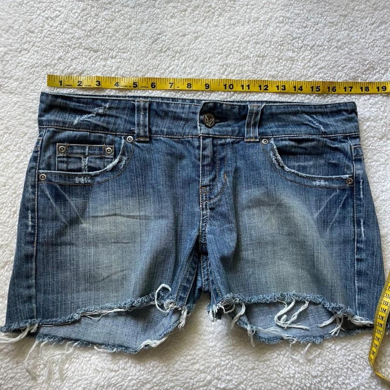 American Eagle Outfitters 2000s American Eagle cut off blue jean shorts Size 34" / US 12 / IT 48 - 3 Thumbnail
