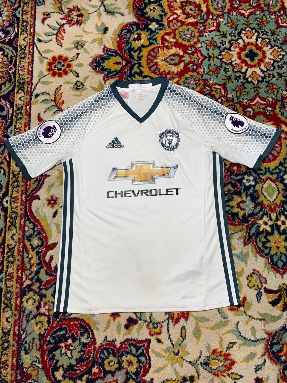Adidas Manchester United Pogba 2016 2017 third 3rd Shirt Soccer Size US XS / EU 42 / 0 - 1 Thumbnail