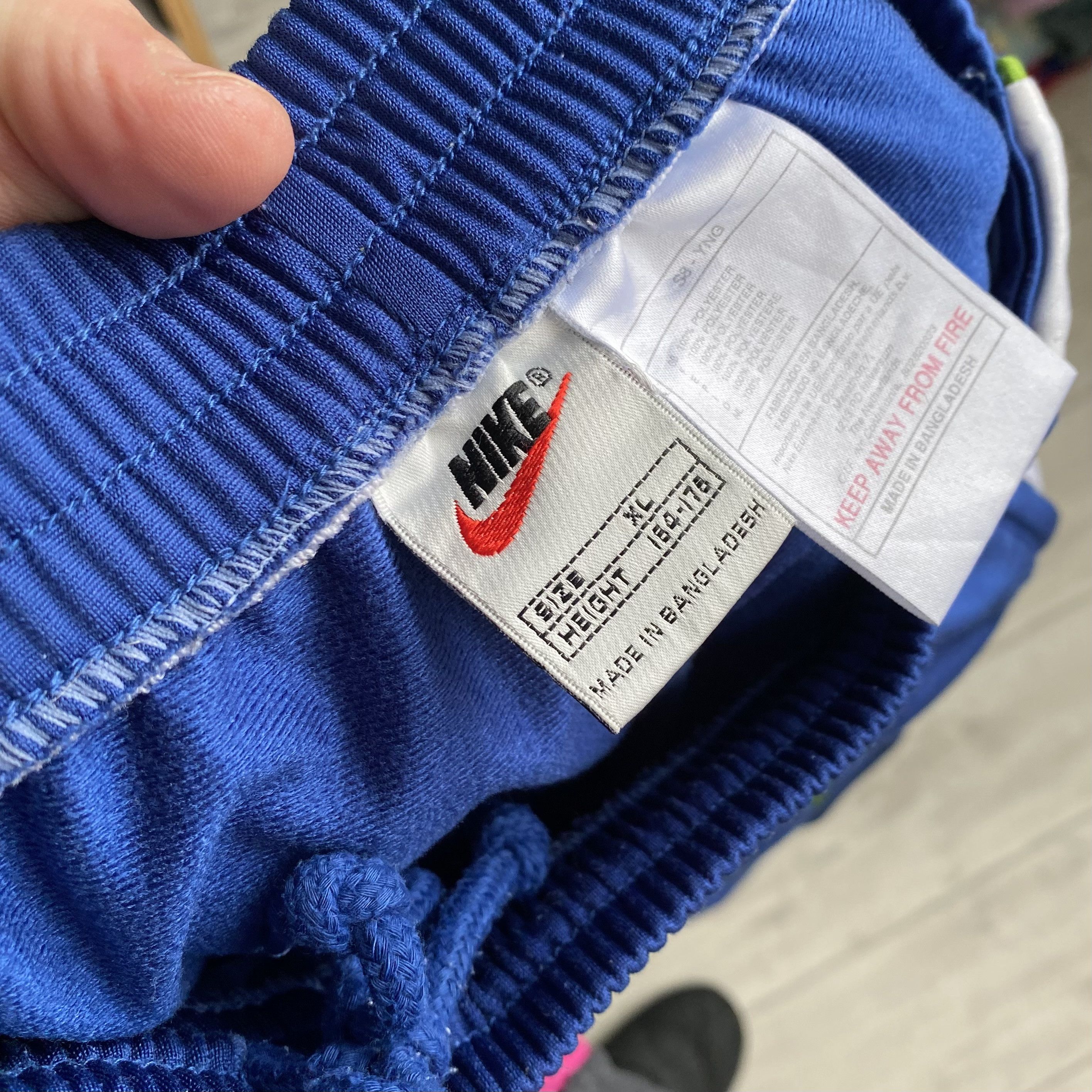Nike 🟢Vintage Nike 90s Track pants Big Swoosh Y2k Size US 30 / EU 46 - 7 Thumbnail