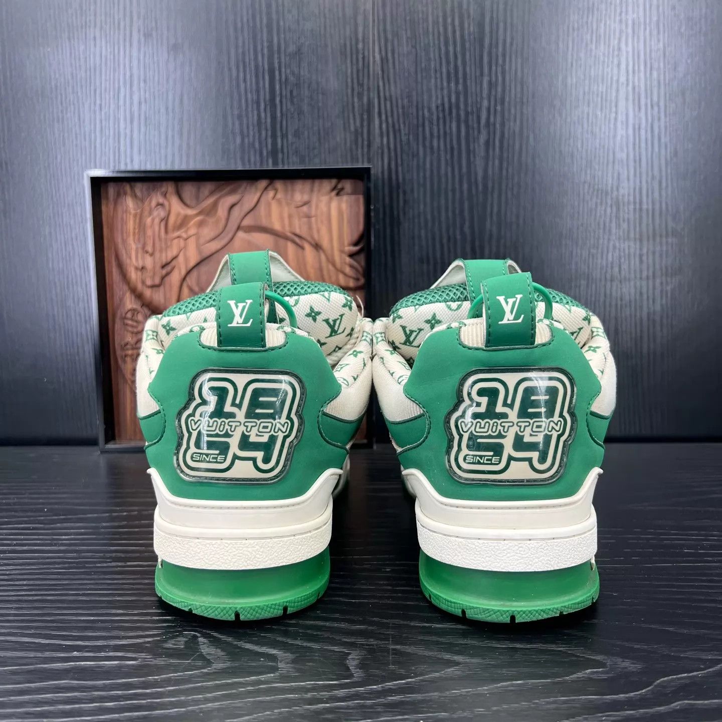 Louis Vuitton LV Skate White Green 6.5/40.5 Near New Minor Toe Repair Size US 7.5 / EU 40-41 - 7 Thumbnail