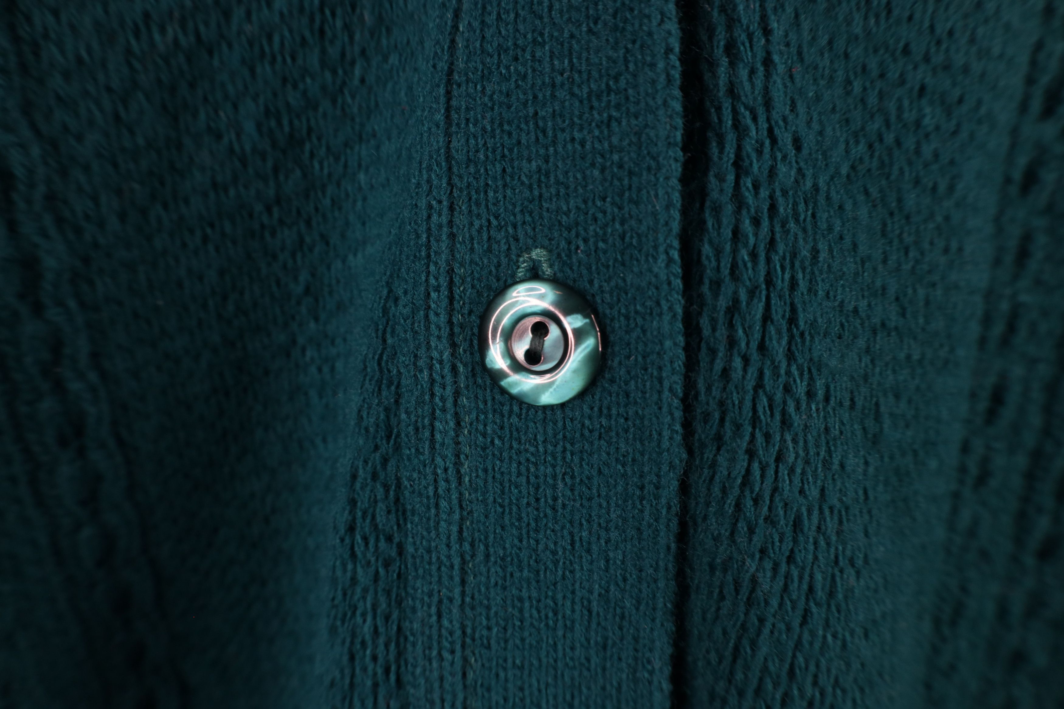 Vintage Vintage 70s Streetwear Cable Knit Cardigan Sweater Vest USA Size L / US 10 / IT 46 - 4 Thumbnail