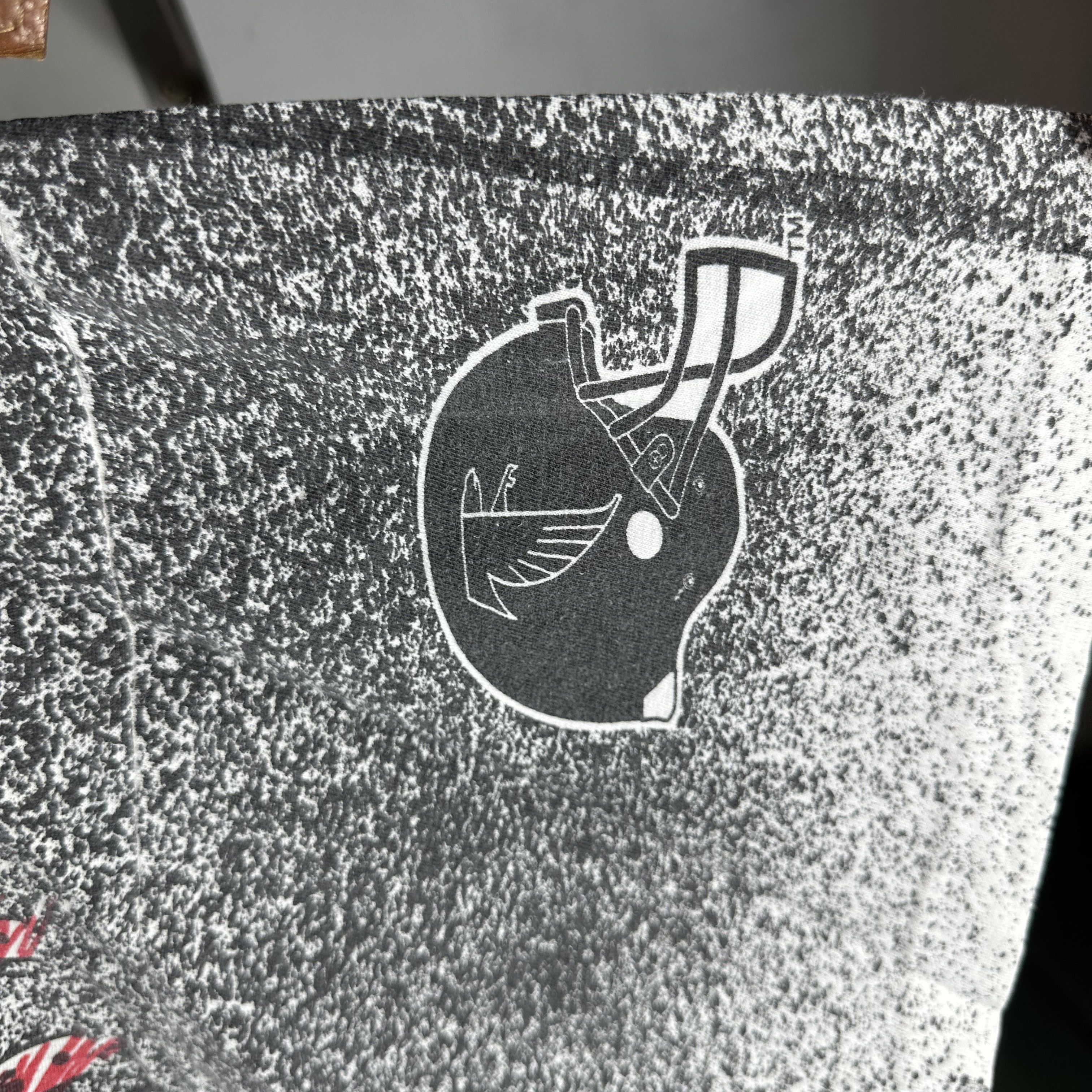 Vintage Vintage 90s Atlanta Falcons Football NFL AOP T-Shirt Size US XXL / EU 58 / 5 - 7 Thumbnail
