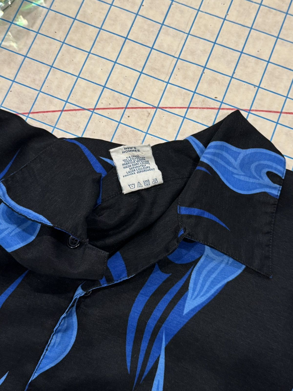 Vintage Vintage 725 Originals Blue Flame Short Sleeve Button Up Larg Size US L / EU 52-54 / 3 - 5 Thumbnail