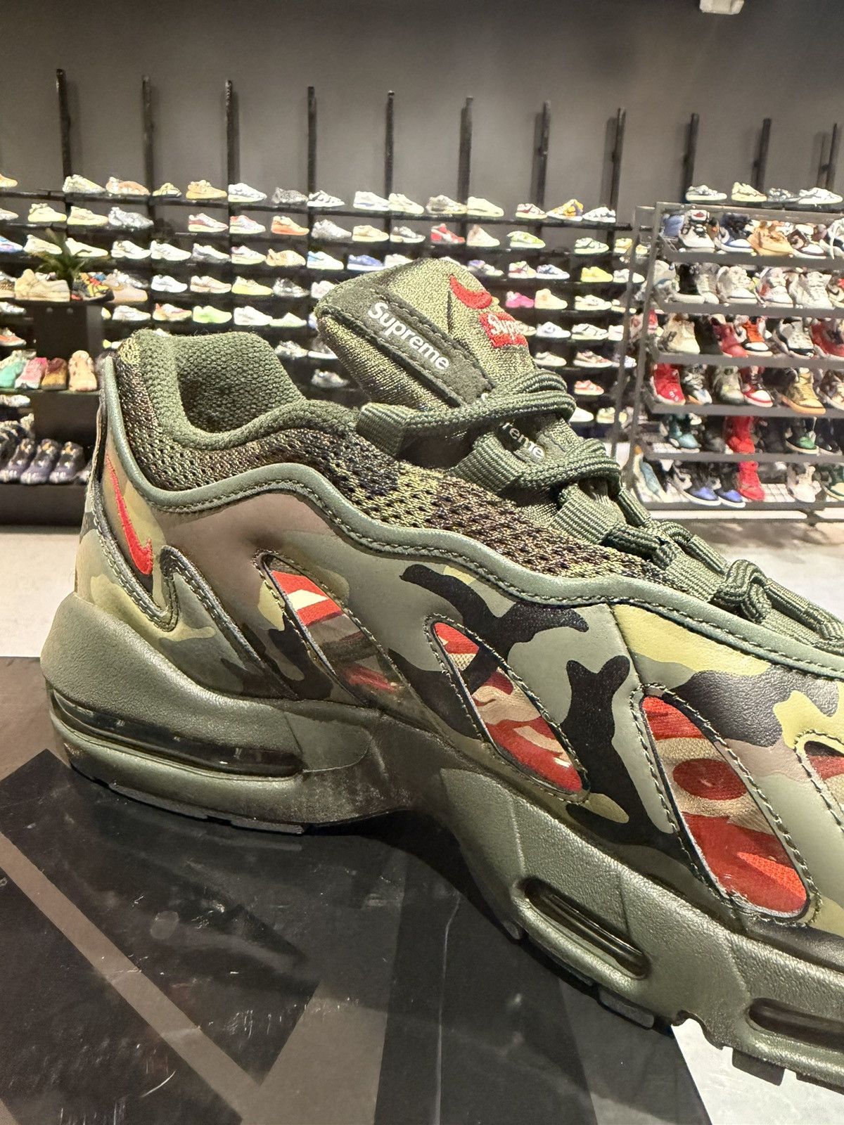 Supreme Size 11 - Nike Air Max 96 “Supreme Camo” Size US 11 / EU 44 - 4 Thumbnail