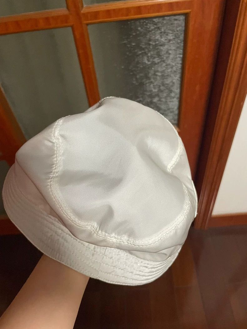Prada Prada White Bucket Hat Size M-2506 Size ONE SIZE - 3 Thumbnail
