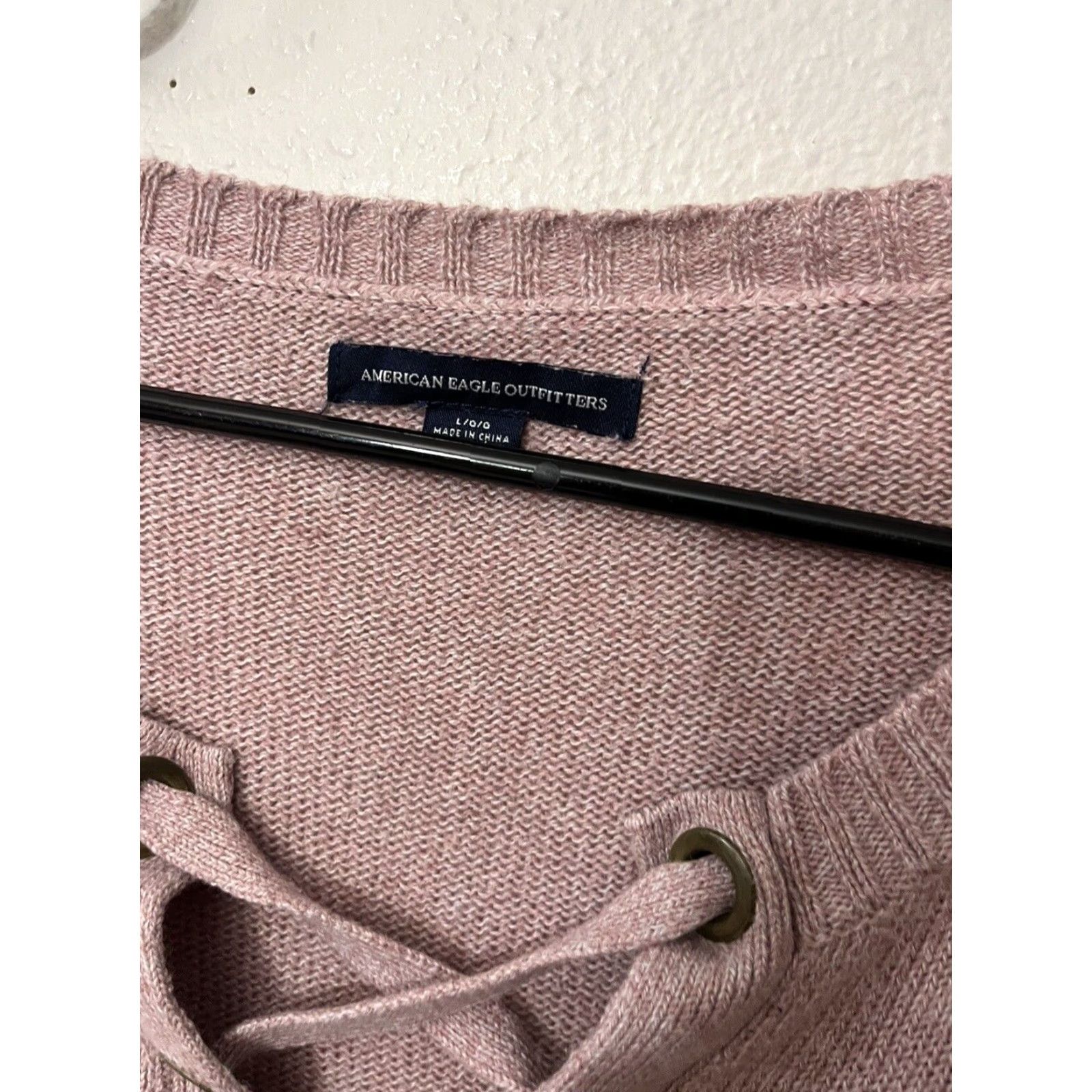 American Eagle Outfitters VINTAGE American Eagle Pullover Sweater Women Large Pink Long Sleeve Knitted Cozy Casual All Seasons Size L / US 10 / IT 46 - 2 Thumbnail