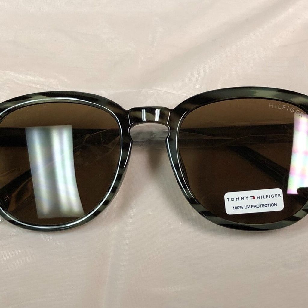 Tommy Hilfiger Tommy Hilfiger Round Frame Green Animal Print Sunglasses Size ONE SIZE - 5 Thumbnail