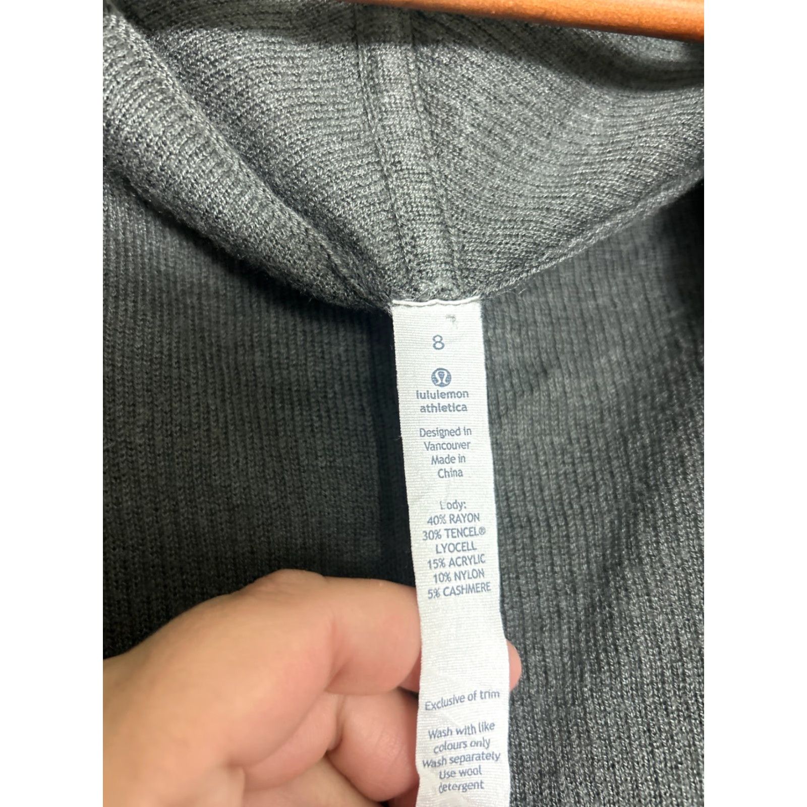 Lululemon Lululemon Cardigan Sweater Wrap Gray Long Sleeve Womens 8 Cashmere Blend Regular Fit Casual Winter Size M / US 6-8 / IT 42-44 - 6 Thumbnail