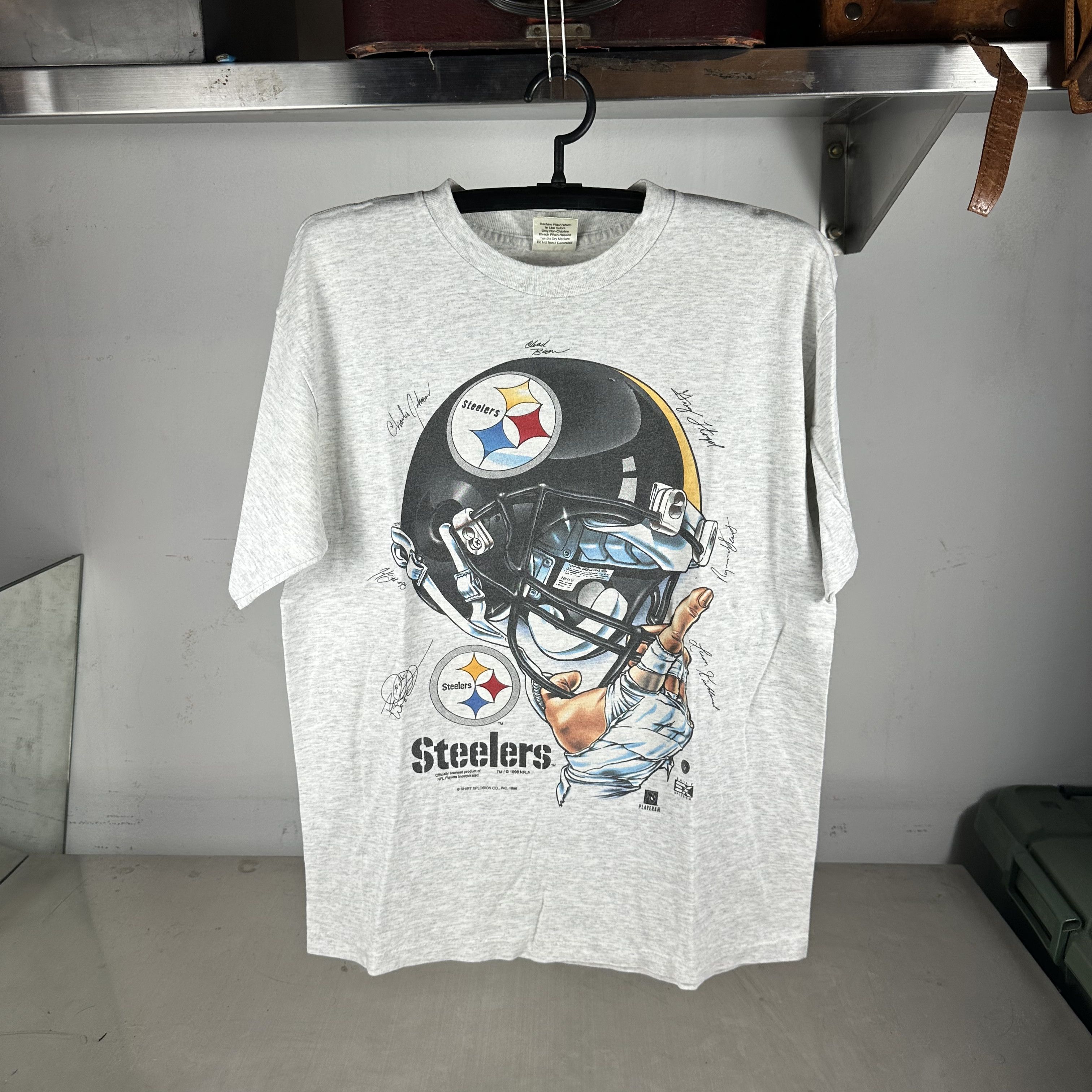 Vintage 1996 Pittsburgh Steelers NFL Helmet Single Stitch T-shirt Size US L / EU 52-54 / 3 - 1 Thumbnail