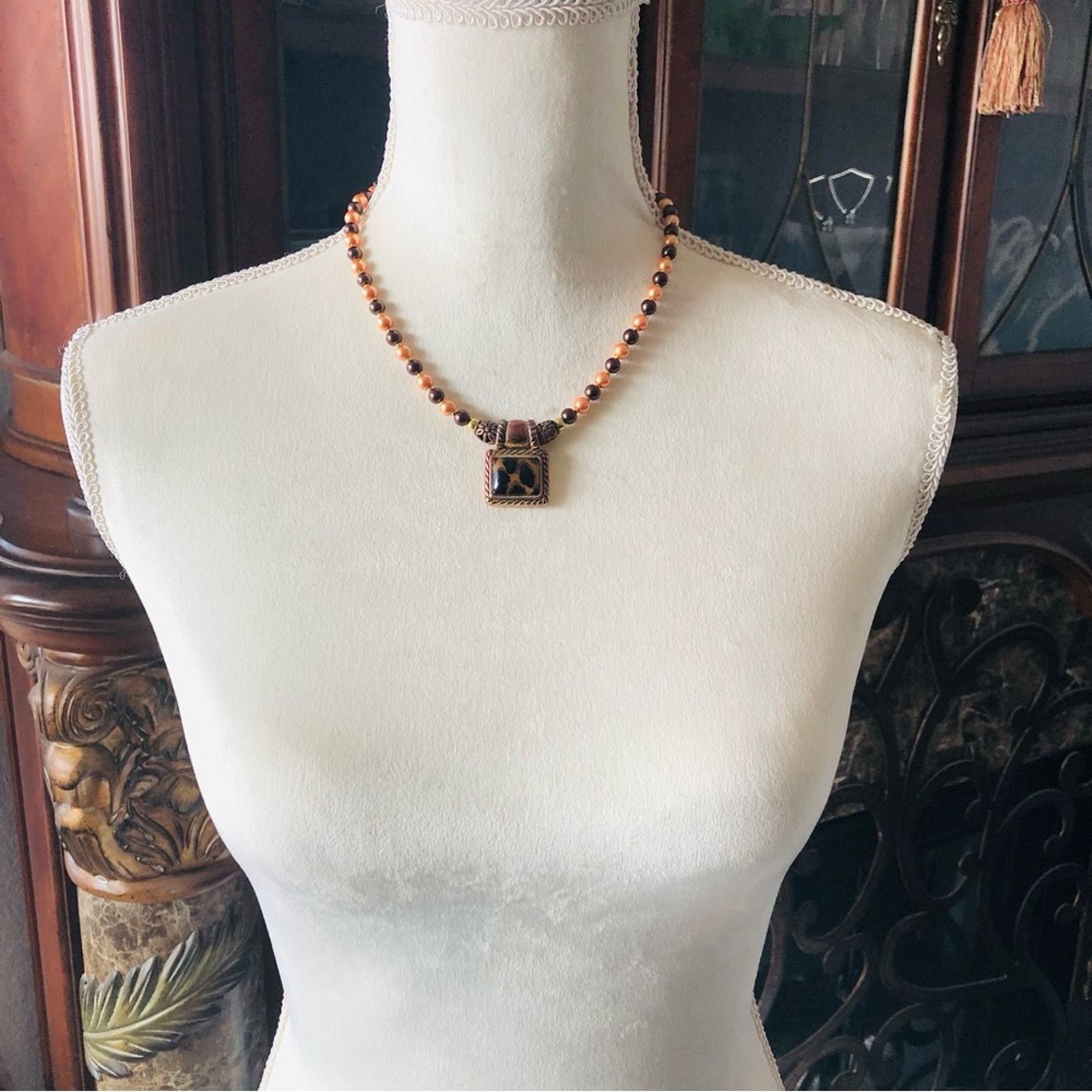 Handmade Handcrafted repurpose dome animal print glass Pearl necklace Size ONE SIZE - 5 Thumbnail