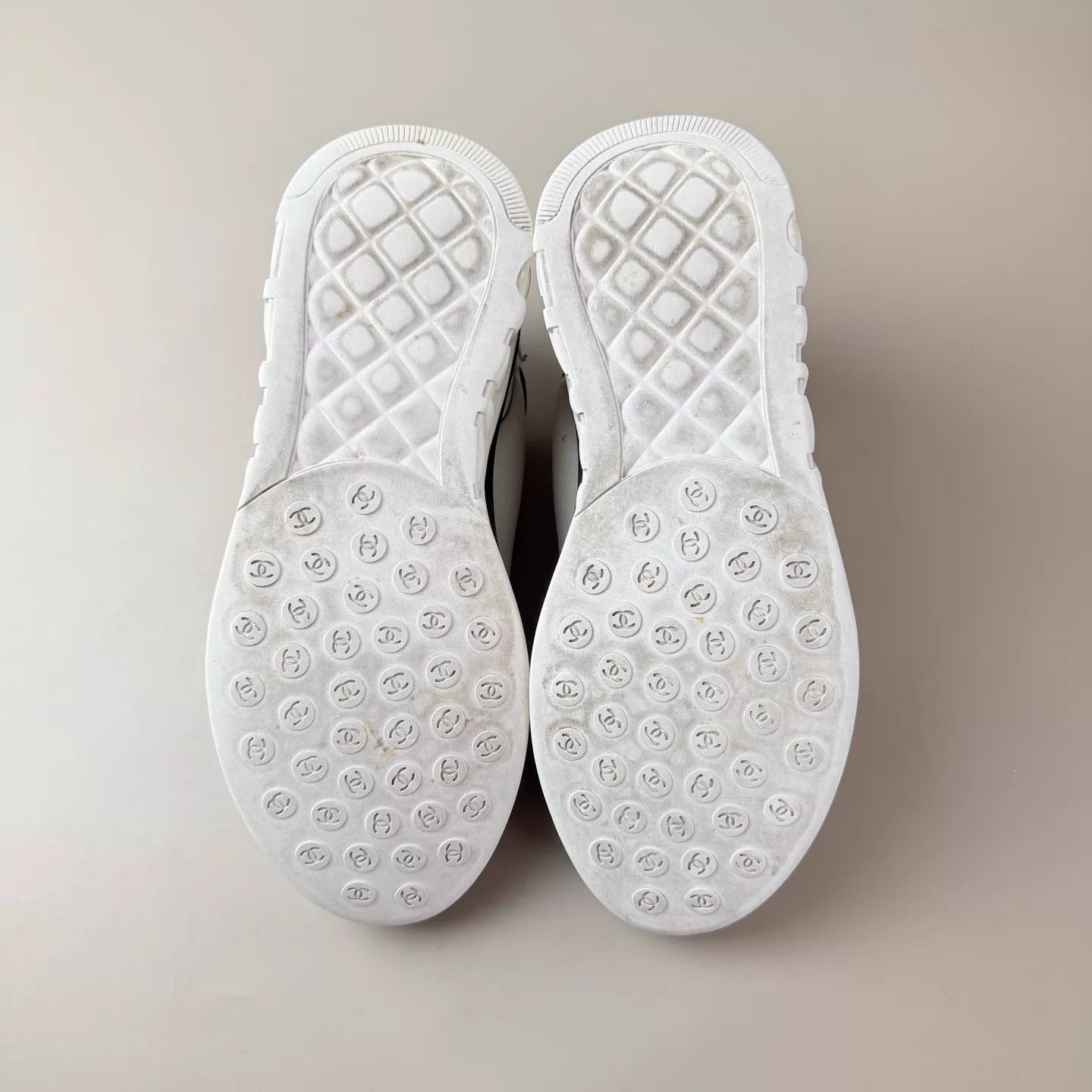 Chanel CHANEL CC black white sneakers EU 37 95 new Size US 6.5 / IT 36.5 - 7 Thumbnail