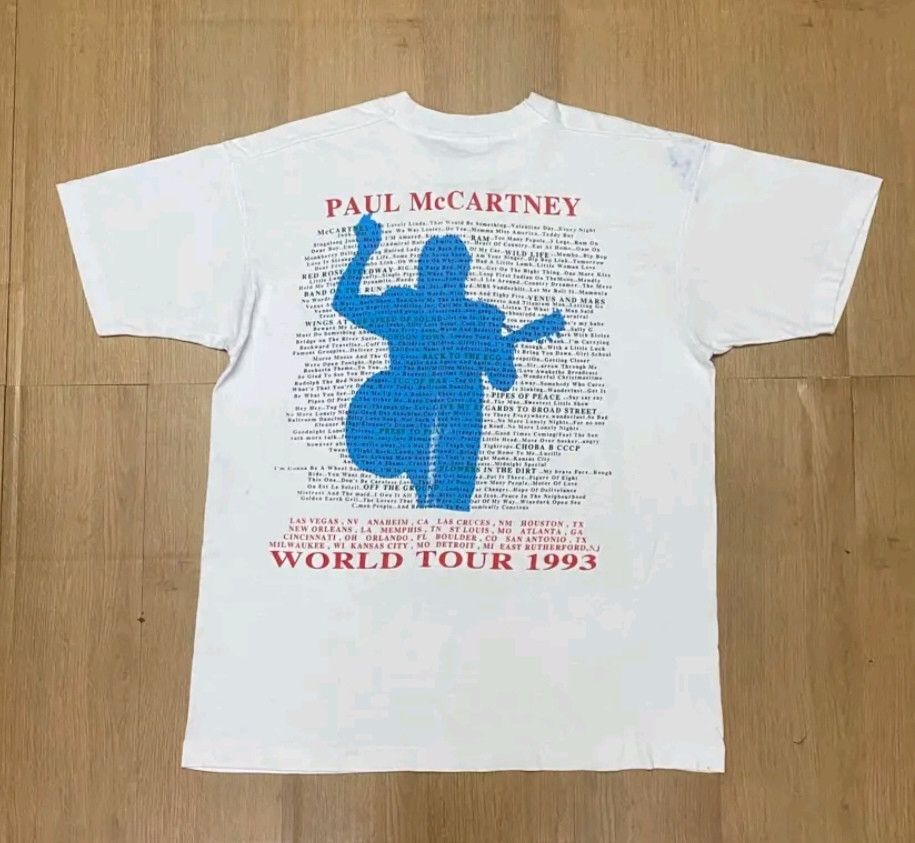 Vintage Vintage Paul McCartney The New World Tour 1993 Tshirt Size US L / EU 52-54 / 3 - 2 Thumbnail