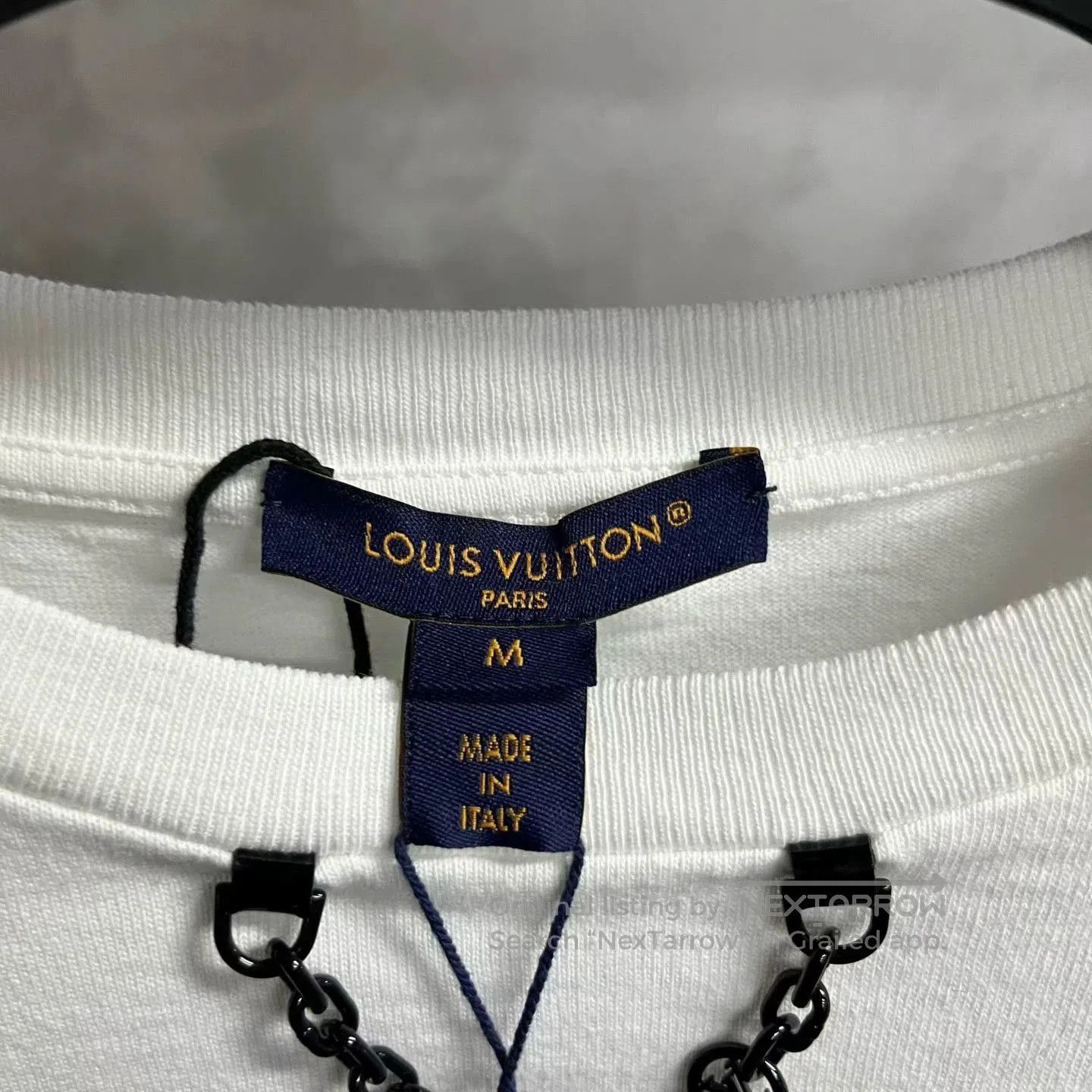 Louis Vuitton louis vuitton white graphic short sleeve t. Size US M / EU 48-50 / 2 - 2 Thumbnail