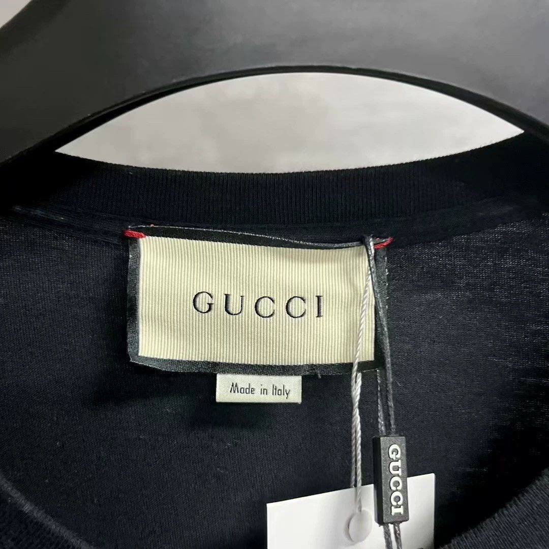 Gucci gucci black logo lightning short sleeve t-shirt Size US S / EU 44-46 / 1 - 5 Thumbnail