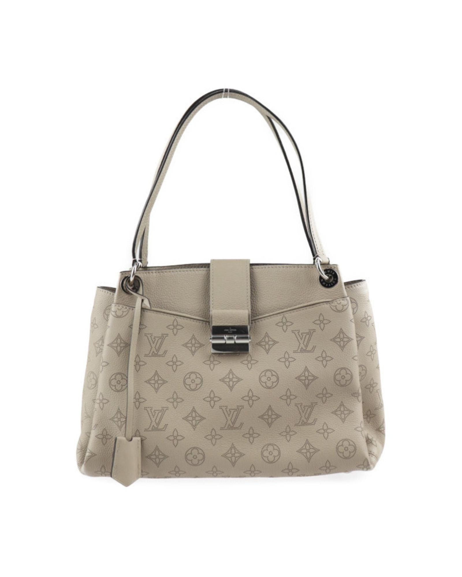image of Timeless And Sophisticated Louis Vuitton Mahina Handbag in Grey, Women's