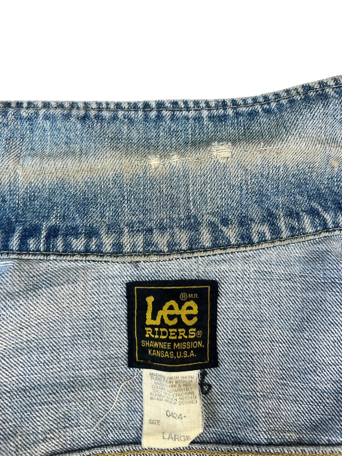 Lee Vintage Lee Riders Japan Back Painted Denim Trucker Jacket Size US L / EU 52-54 / 3 - 21 Thumbnail